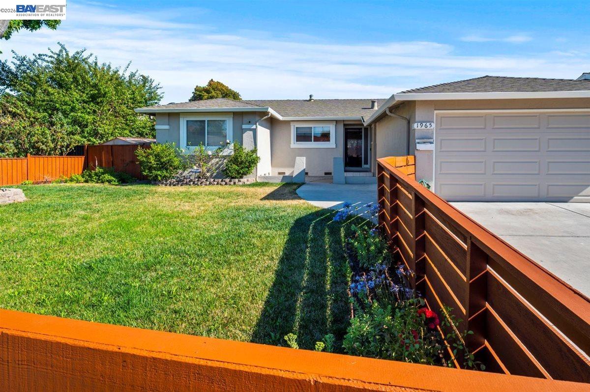 Detail Gallery Image 3 of 29 For 1965 Camargo Dr, San Jose,  CA 95132 - 4 Beds | 2 Baths