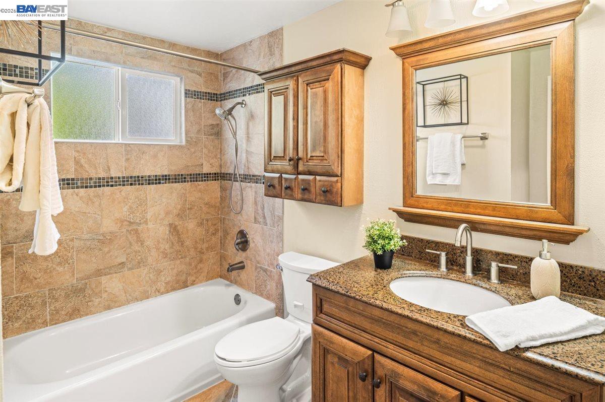 Detail Gallery Image 21 of 29 For 1965 Camargo Dr, San Jose,  CA 95132 - 4 Beds | 2 Baths