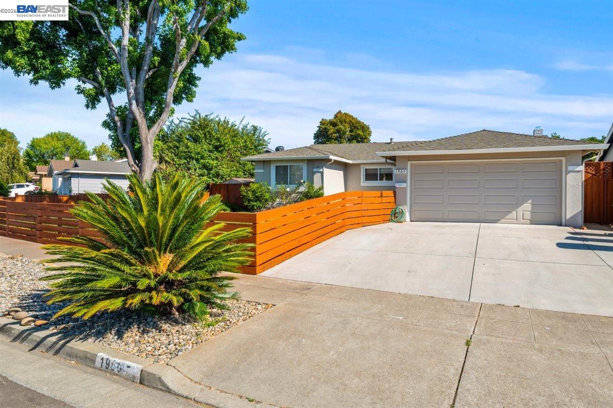 Detail Gallery Image 5 of 29 For 1965 Camargo Dr, San Jose,  CA 95132 - 4 Beds | 2 Baths