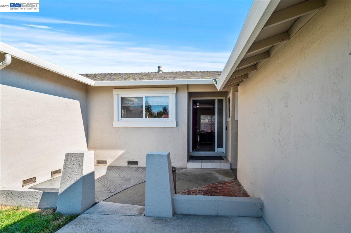 Detail Gallery Image 6 of 29 For 1965 Camargo Dr, San Jose,  CA 95132 - 4 Beds | 2 Baths