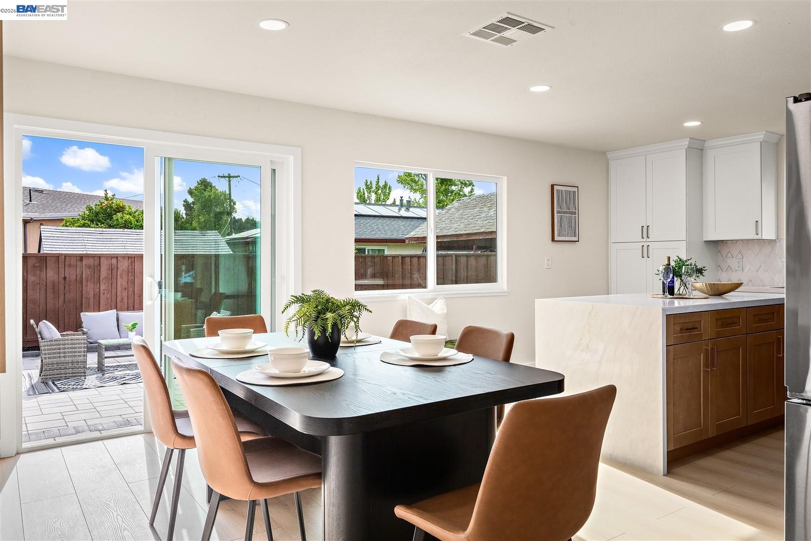 Detail Gallery Image 6 of 39 For 36543 Cedar Blvd, Newark,  CA 94560 - 4 Beds | 2 Baths