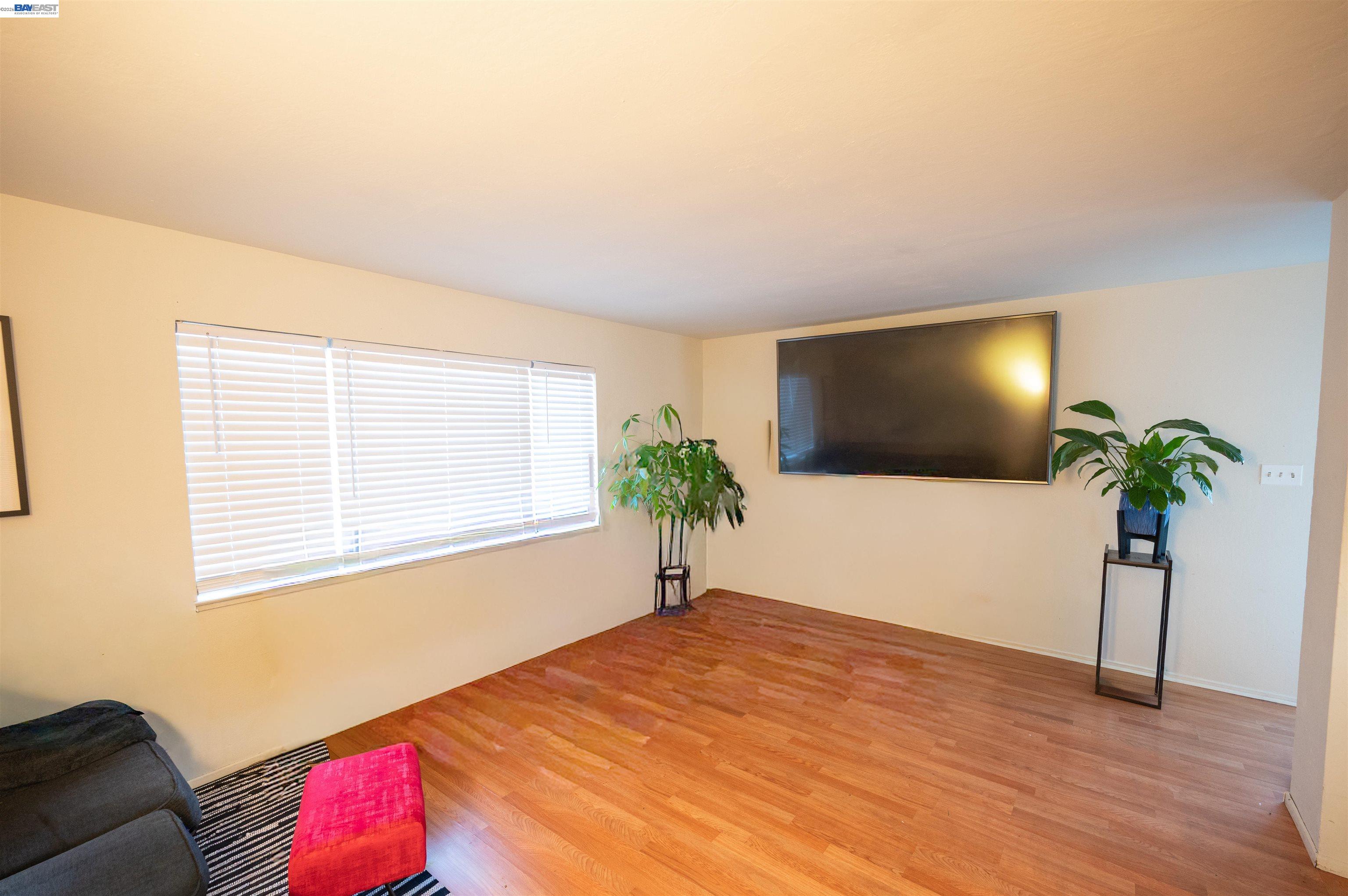 7401 -7411 Hillside St, Oakland CA 94605 — photo 13