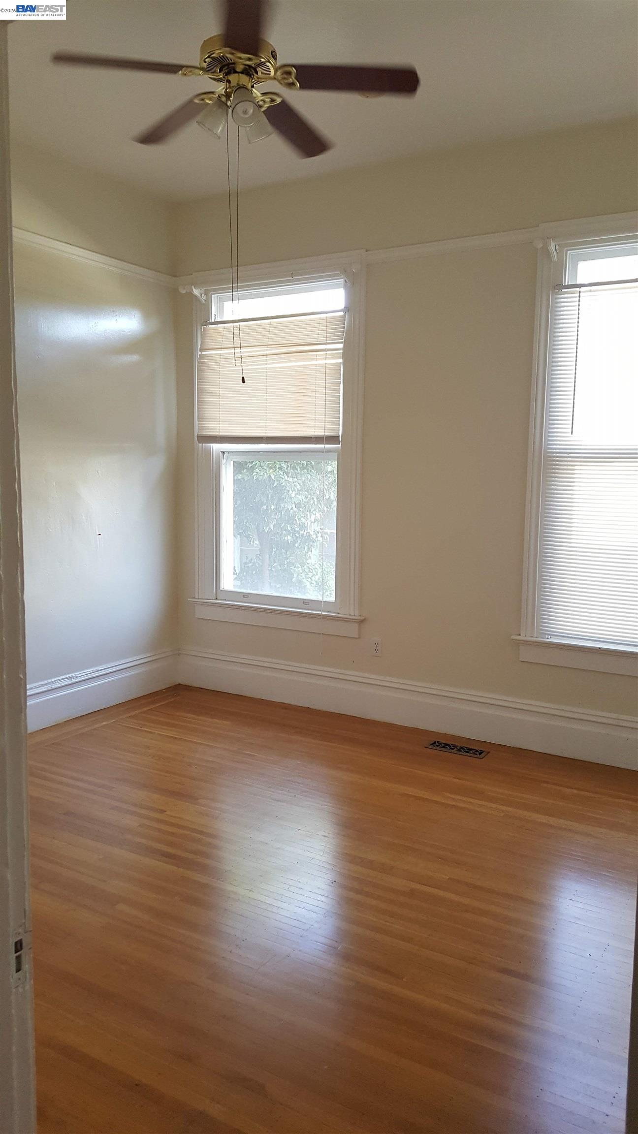 Detail Gallery Image 12 of 23 For 627 Rose Avenue #2,  Pleasanton,  CA 94566 - 2 Beds | 2 Baths