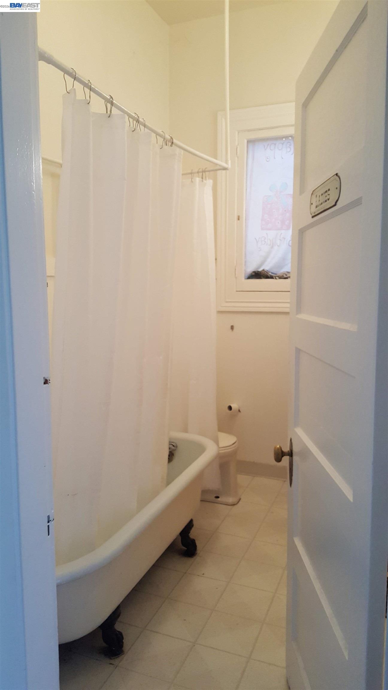 Detail Gallery Image 13 of 23 For 627 Rose Avenue #2,  Pleasanton,  CA 94566 - 2 Beds | 2 Baths