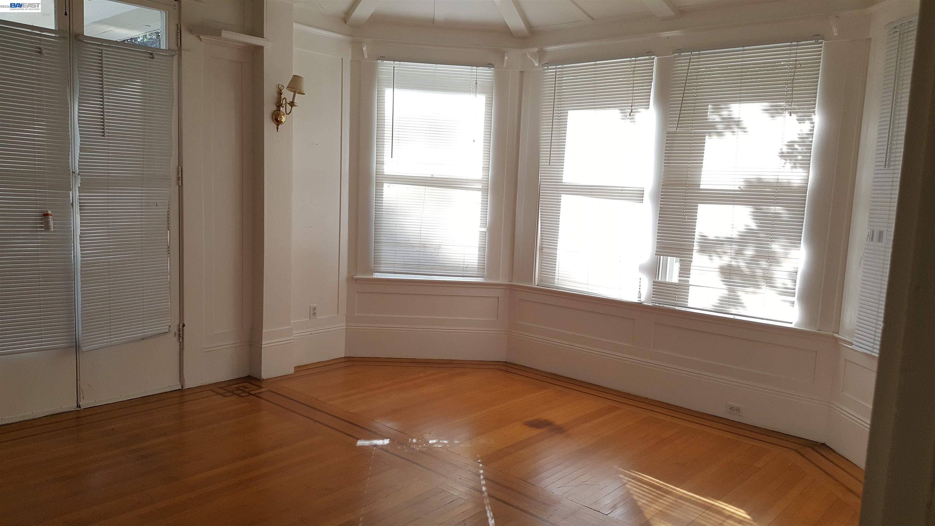 Detail Gallery Image 17 of 23 For 627 Rose Avenue #2,  Pleasanton,  CA 94566 - 2 Beds | 2 Baths