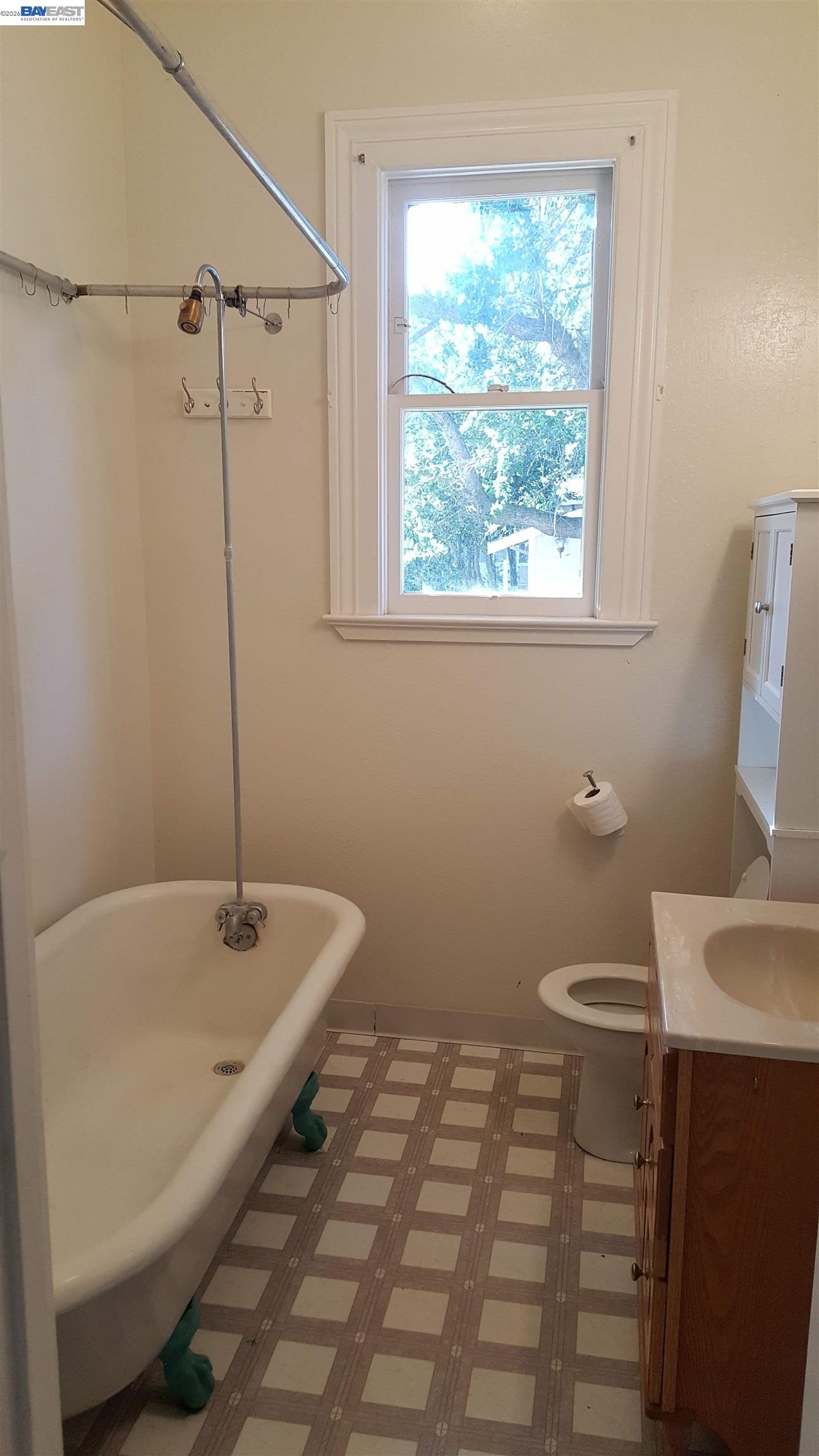 Detail Gallery Image 19 of 23 For 627 Rose Avenue #2,  Pleasanton,  CA 94566 - 2 Beds | 2 Baths