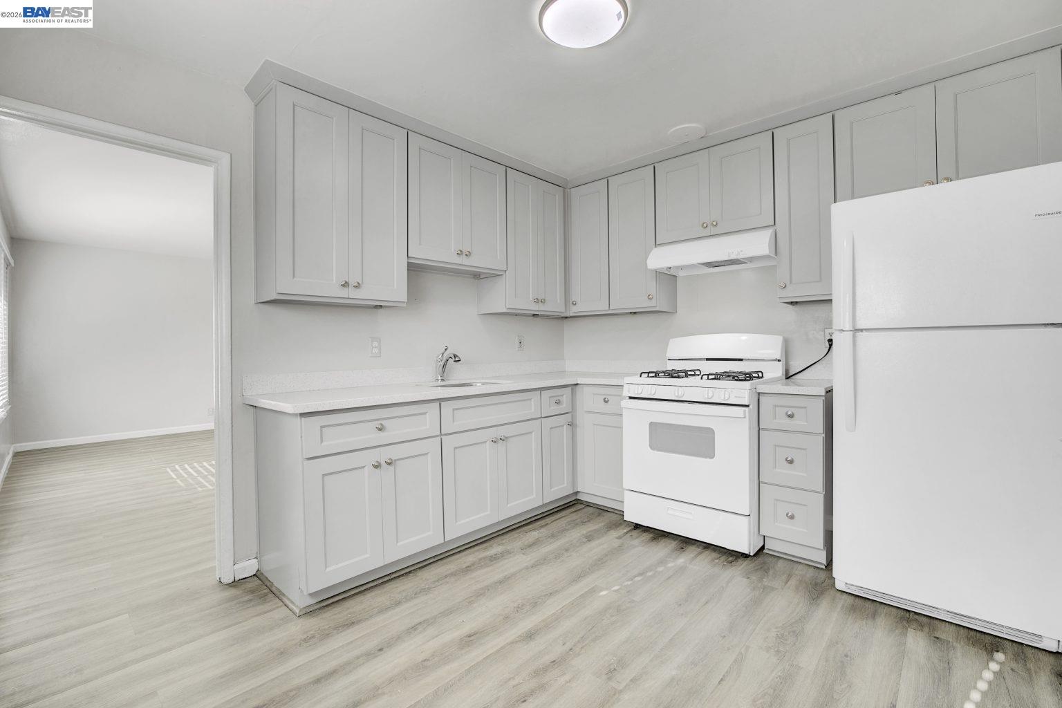 Photo #7: 41131088 Listing: Photo #7