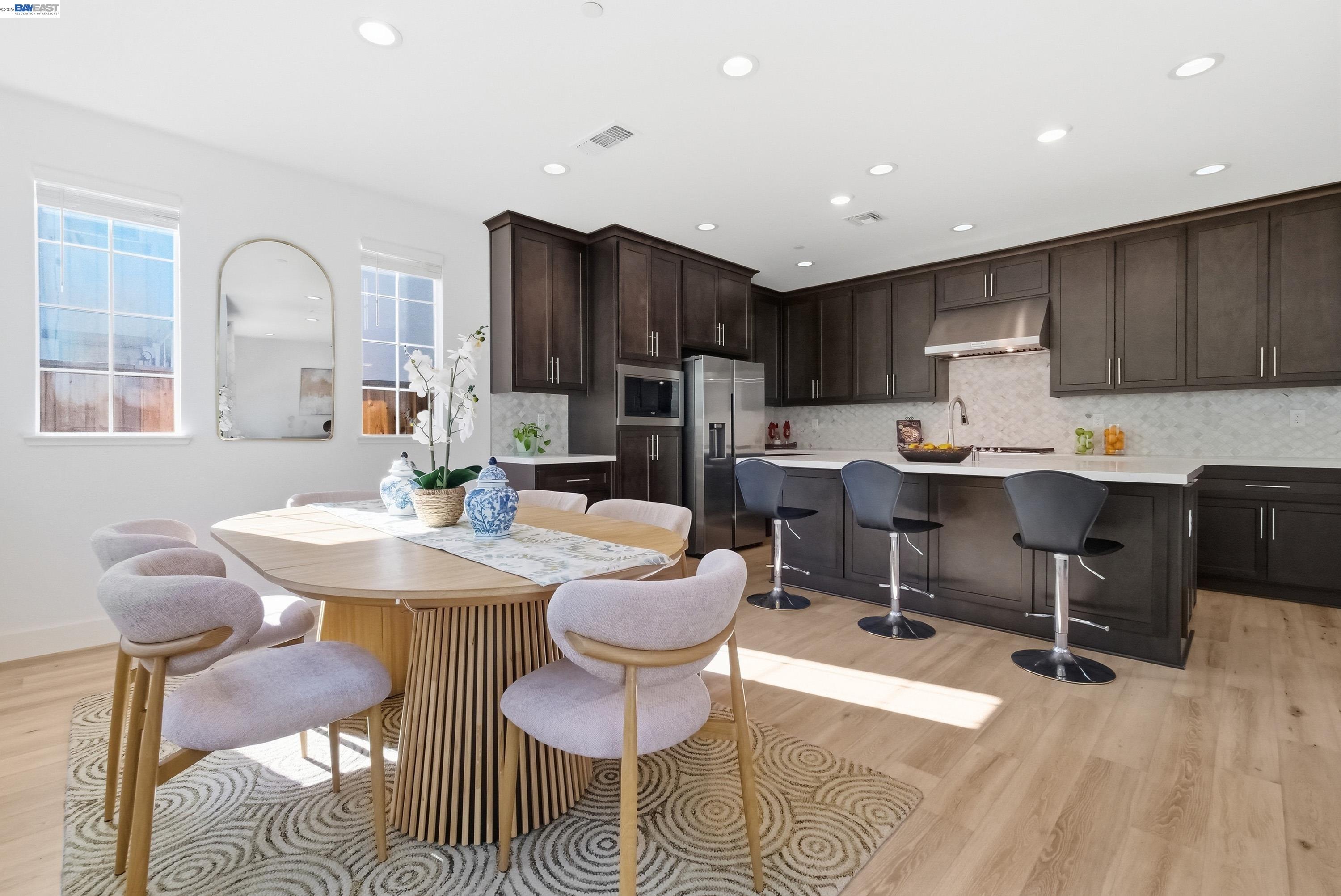 Detail Gallery Image 12 of 60 For 168 E Calder Dr, Mountain House,  CA 95391 - 3 Beds | 2/1 Baths