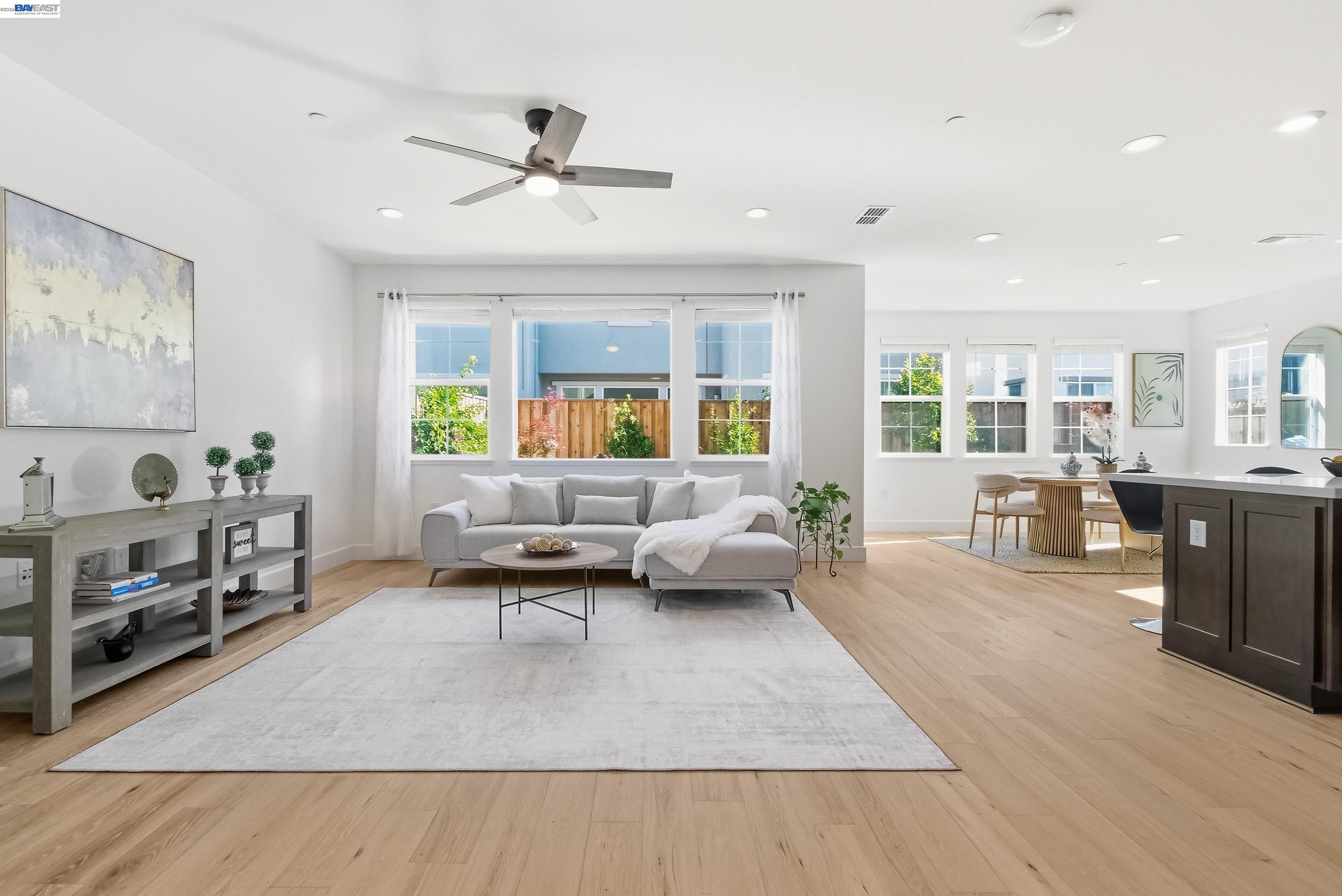 Detail Gallery Image 5 of 60 For 168 E Calder Dr, Mountain House,  CA 95391 - 3 Beds | 2/1 Baths