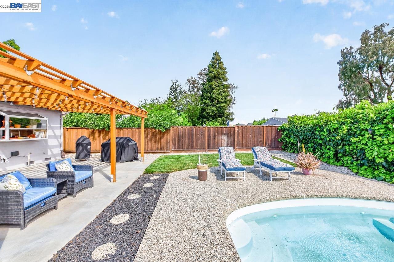 Detail Gallery Image 31 of 40 For 5549 Bridgeport Cir., Livermore,  CA 94551 - 4 Beds | 2 Baths