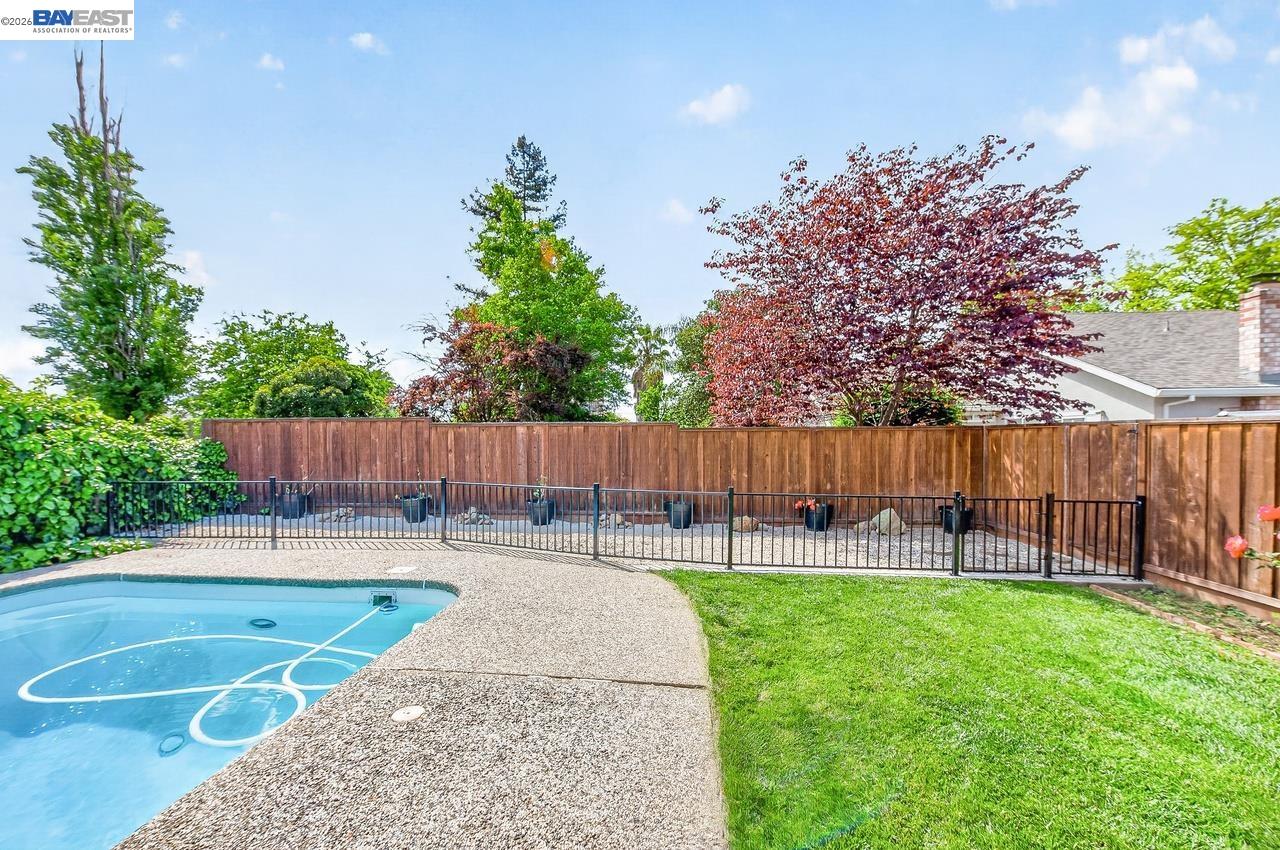 Detail Gallery Image 32 of 40 For 5549 Bridgeport Cir., Livermore,  CA 94551 - 4 Beds | 2 Baths