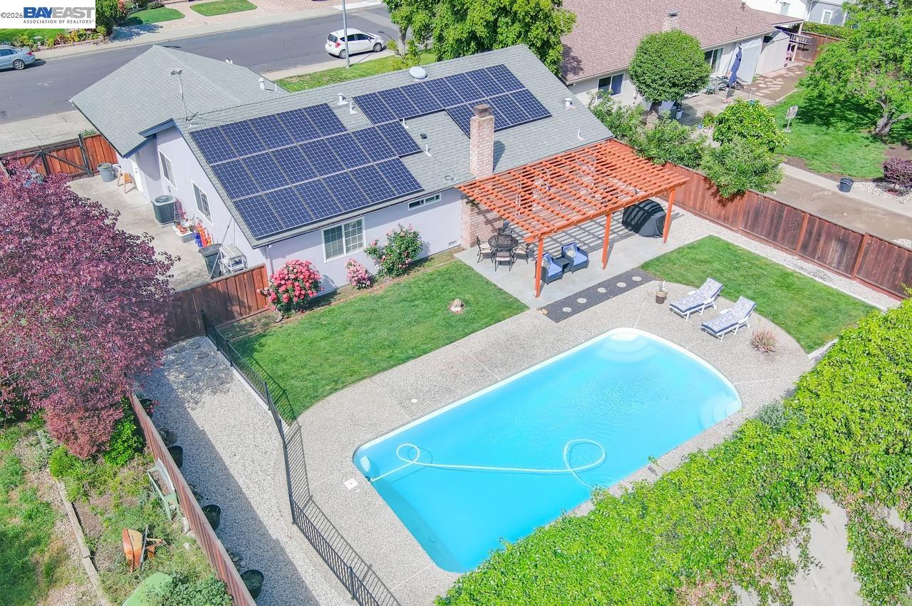 Detail Gallery Image 34 of 40 For 5549 Bridgeport Cir., Livermore,  CA 94551 - 4 Beds | 2 Baths