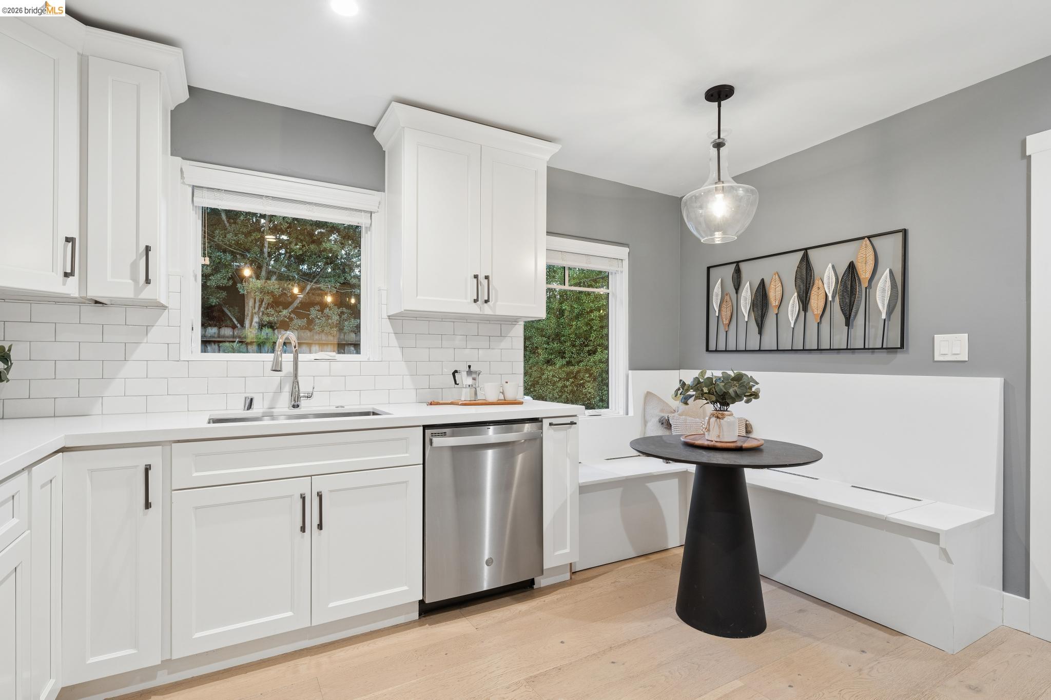 Detail Gallery Image 15 of 49 For 1020 Channing Way, Berkeley,  CA 94710 - 3 Beds | 1 Baths