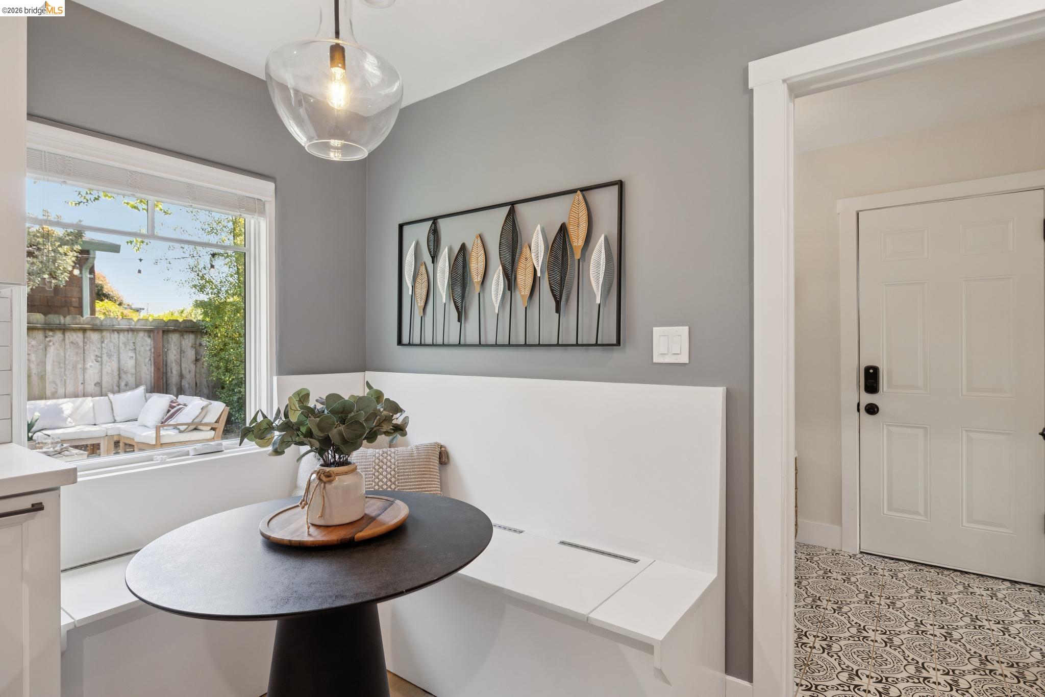Detail Gallery Image 16 of 49 For 1020 Channing Way, Berkeley,  CA 94710 - 3 Beds | 1 Baths
