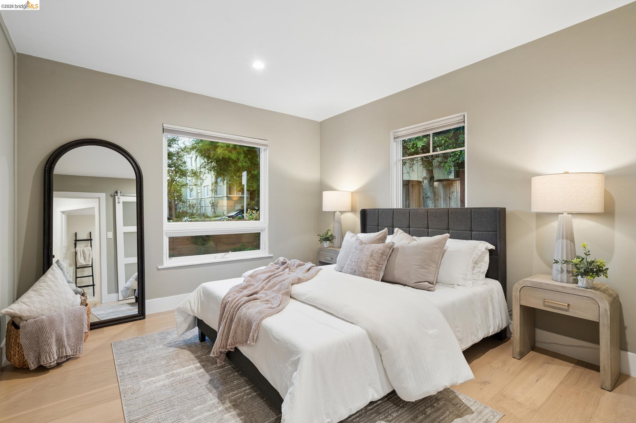 Detail Gallery Image 25 of 49 For 1020 Channing Way, Berkeley,  CA 94710 - 3 Beds | 1 Baths