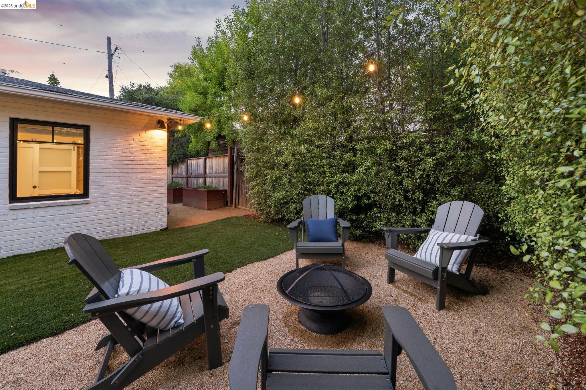 Detail Gallery Image 42 of 49 For 1020 Channing Way, Berkeley,  CA 94710 - 3 Beds | 1 Baths