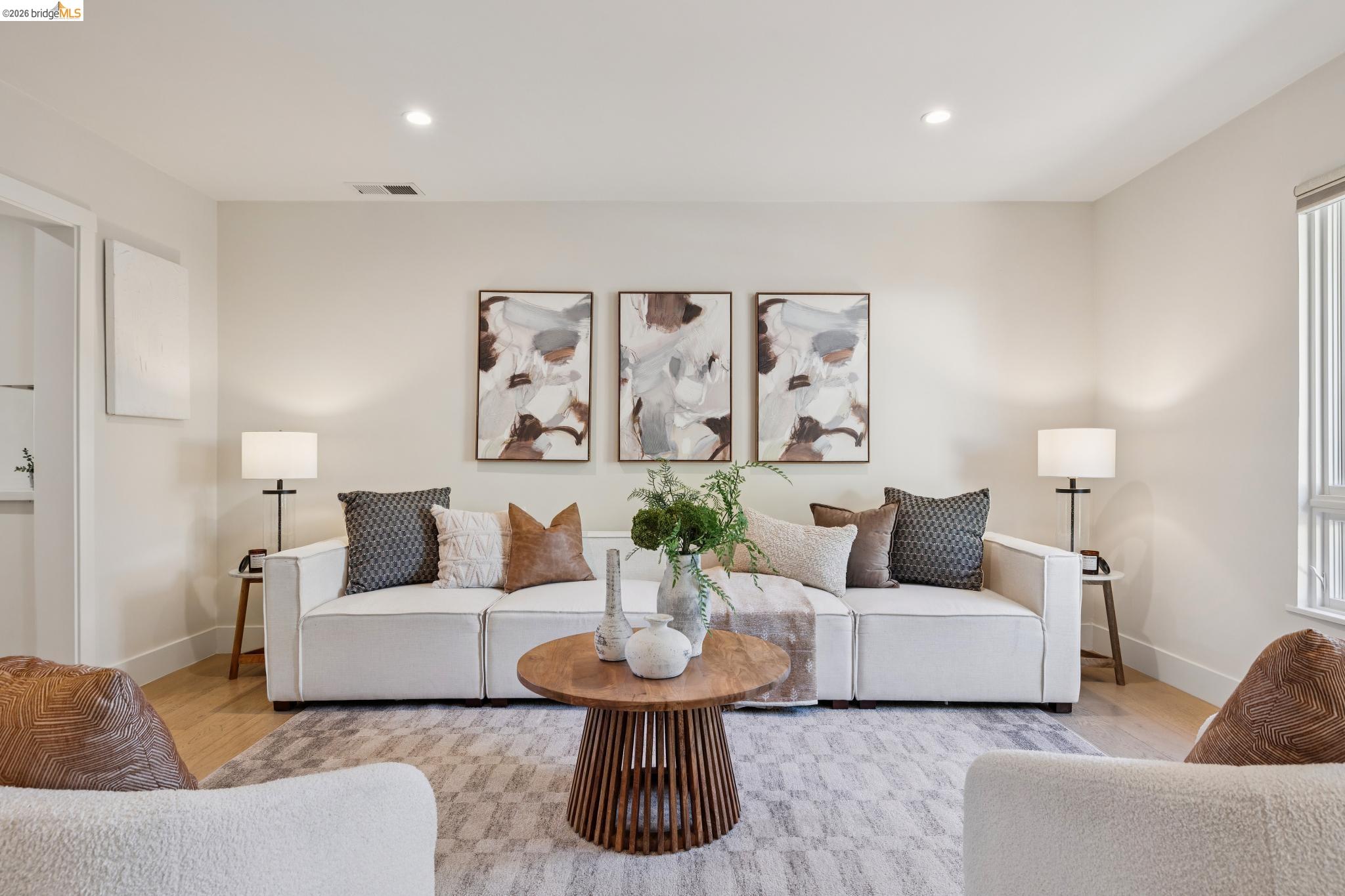 Detail Gallery Image 8 of 49 For 1020 Channing Way, Berkeley,  CA 94710 - 3 Beds | 1 Baths