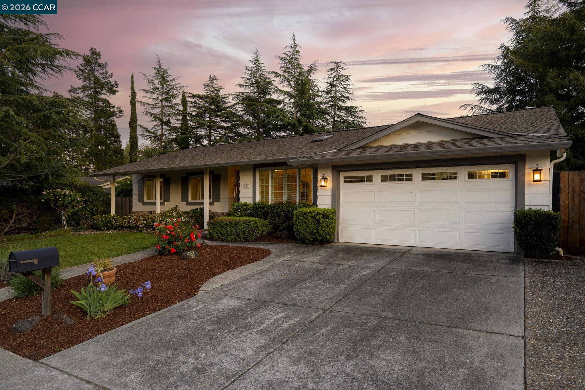 711 Bloching Cir, Clayton, CA, 94517