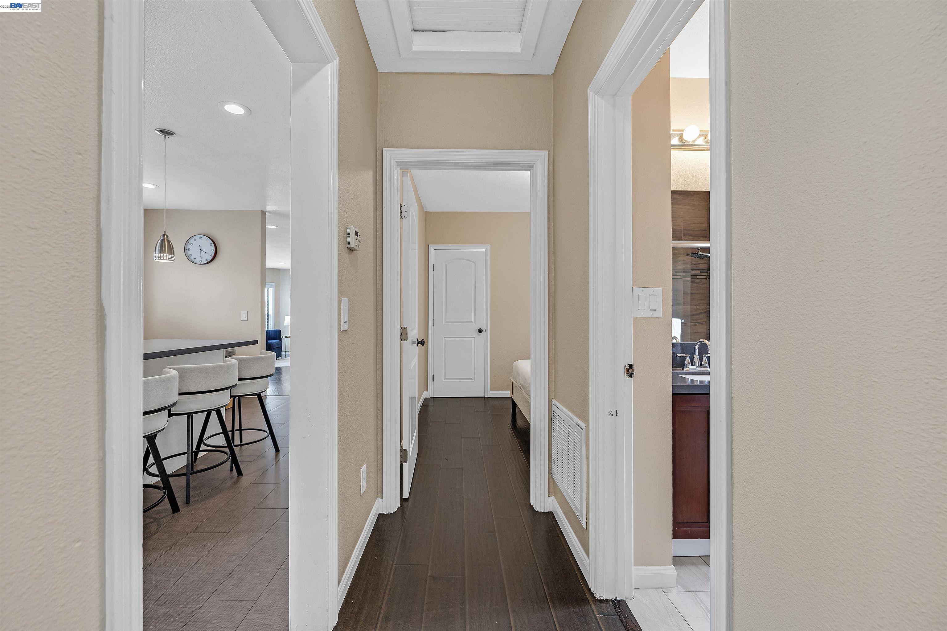 Detail Gallery Image 12 of 21 For 3710 Smith St, Union City,  CA 94587 - 4 Beds | 2 Baths