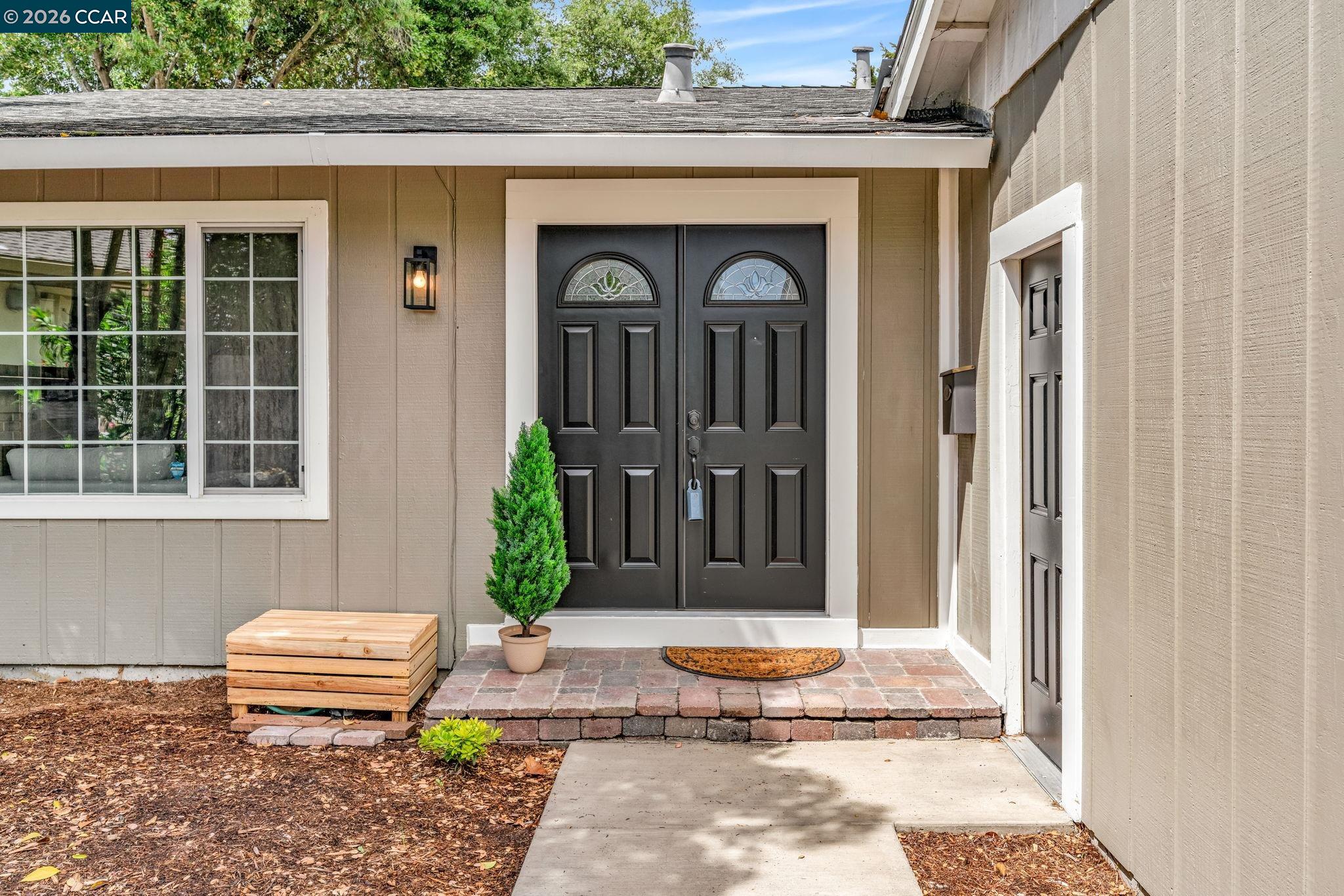 Detail Gallery Image 2 of 40 For 32 Yale Ct, San Ramon,  CA 94583 - 3 Beds | 2 Baths