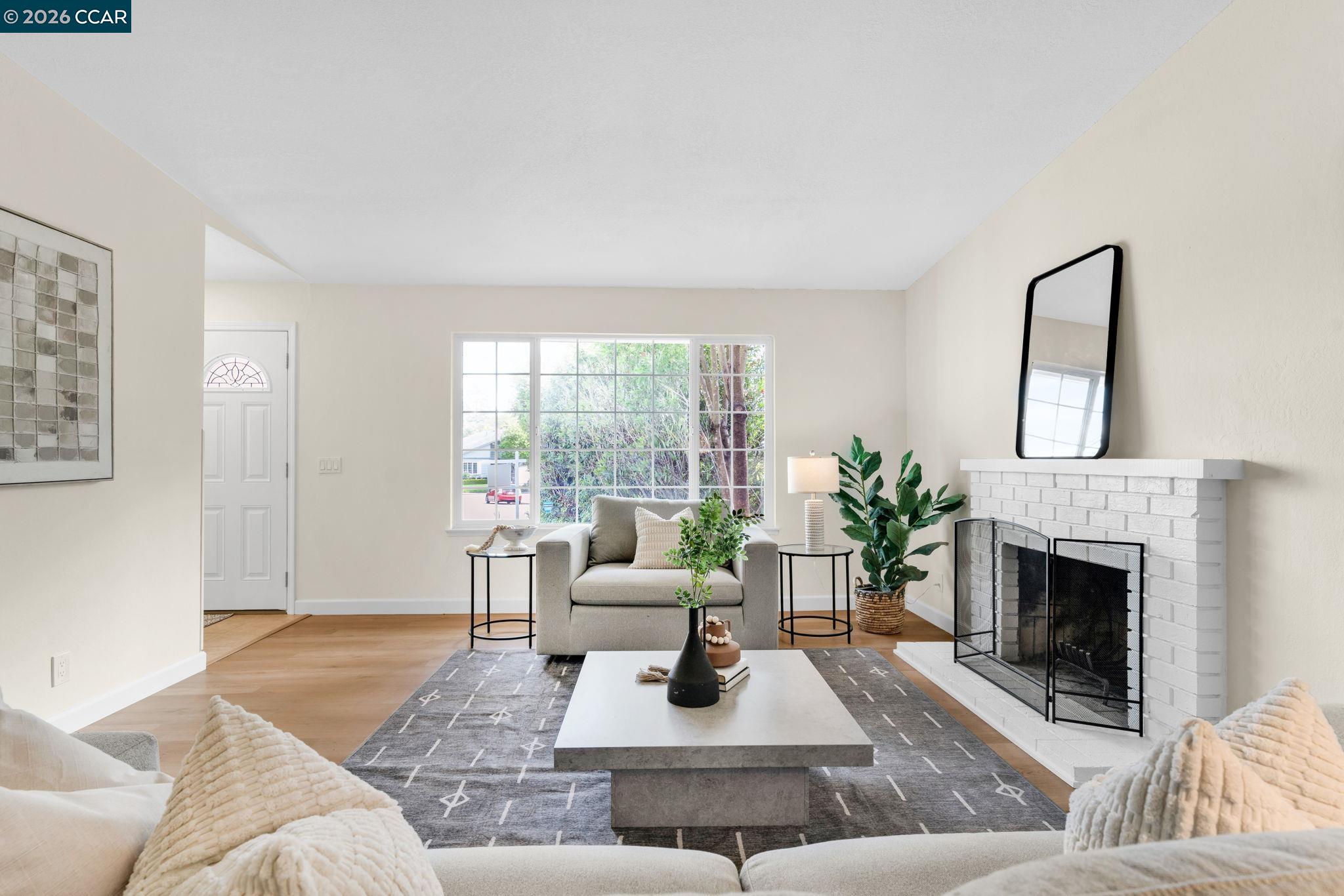 Detail Gallery Image 3 of 40 For 32 Yale Ct, San Ramon,  CA 94583 - 3 Beds | 2 Baths