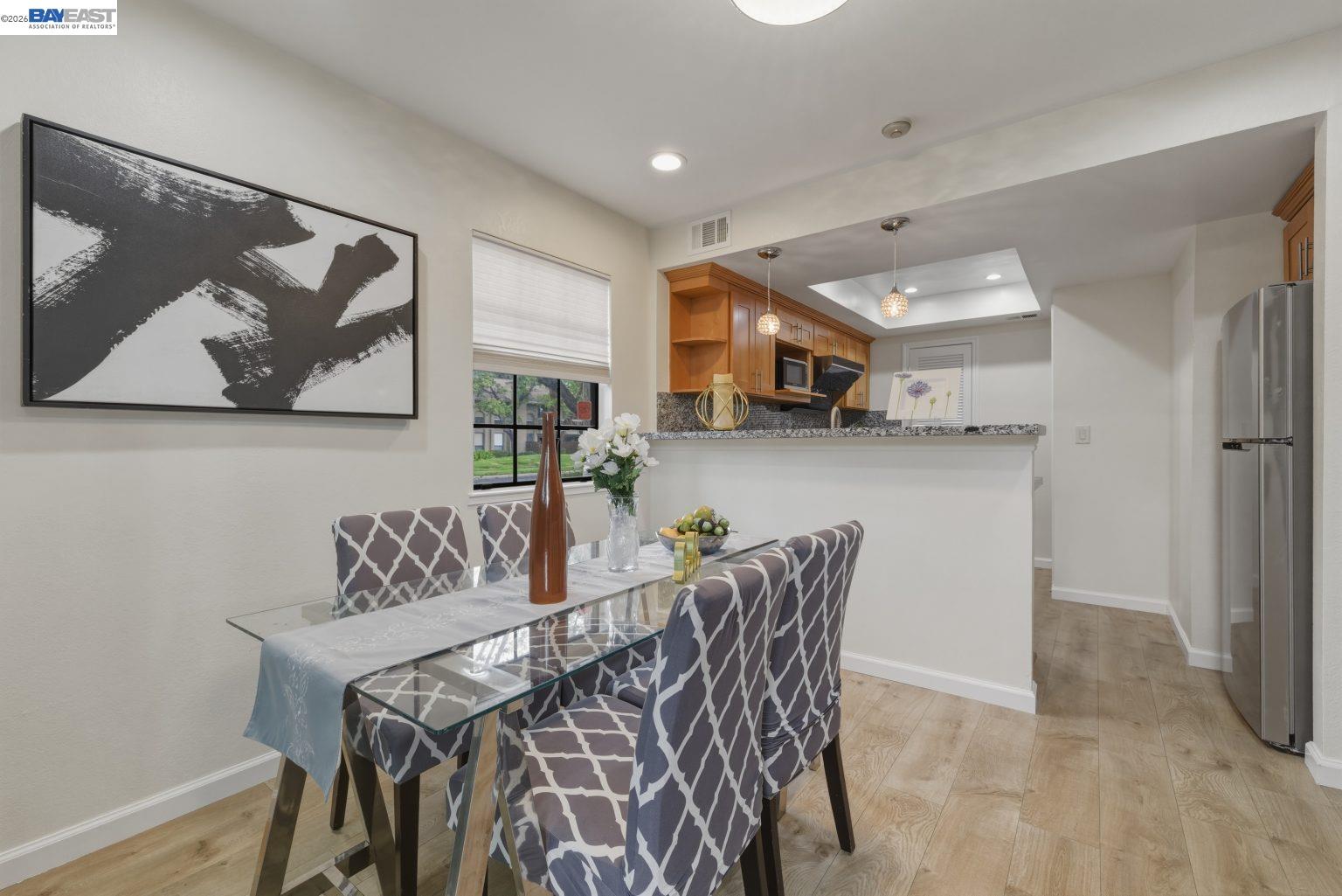 Detail Gallery Image 13 of 43 For 5358 Port Sailwood Dr, Newark,  CA 94560 - 3 Beds | 2/1 Baths