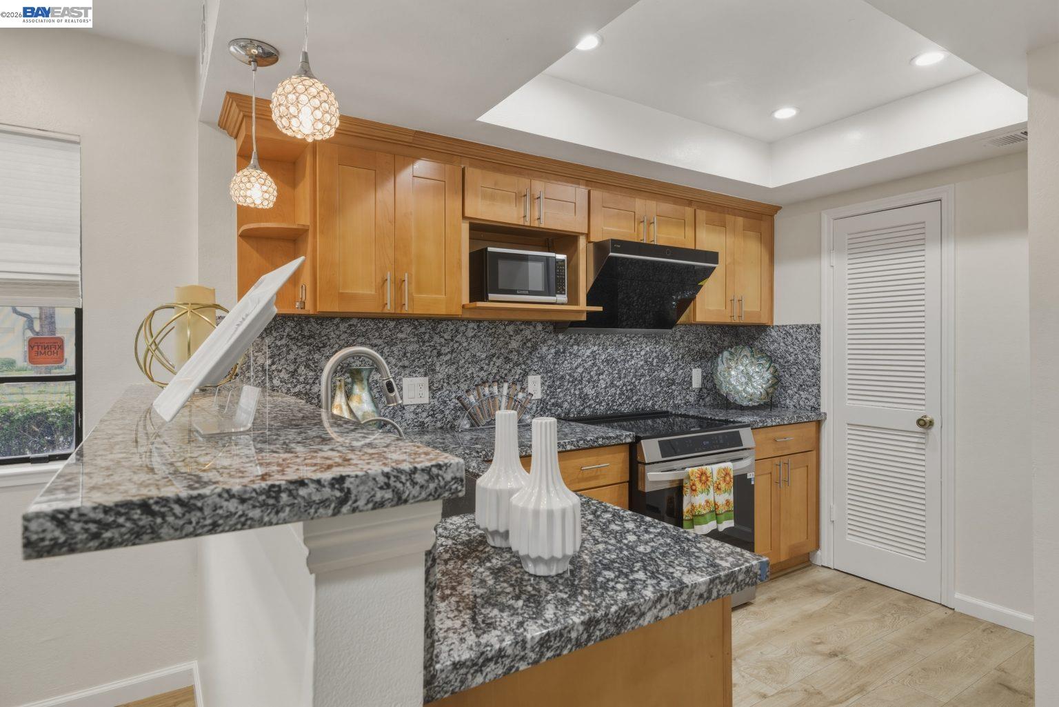 Detail Gallery Image 17 of 43 For 5358 Port Sailwood Dr, Newark,  CA 94560 - 3 Beds | 2/1 Baths