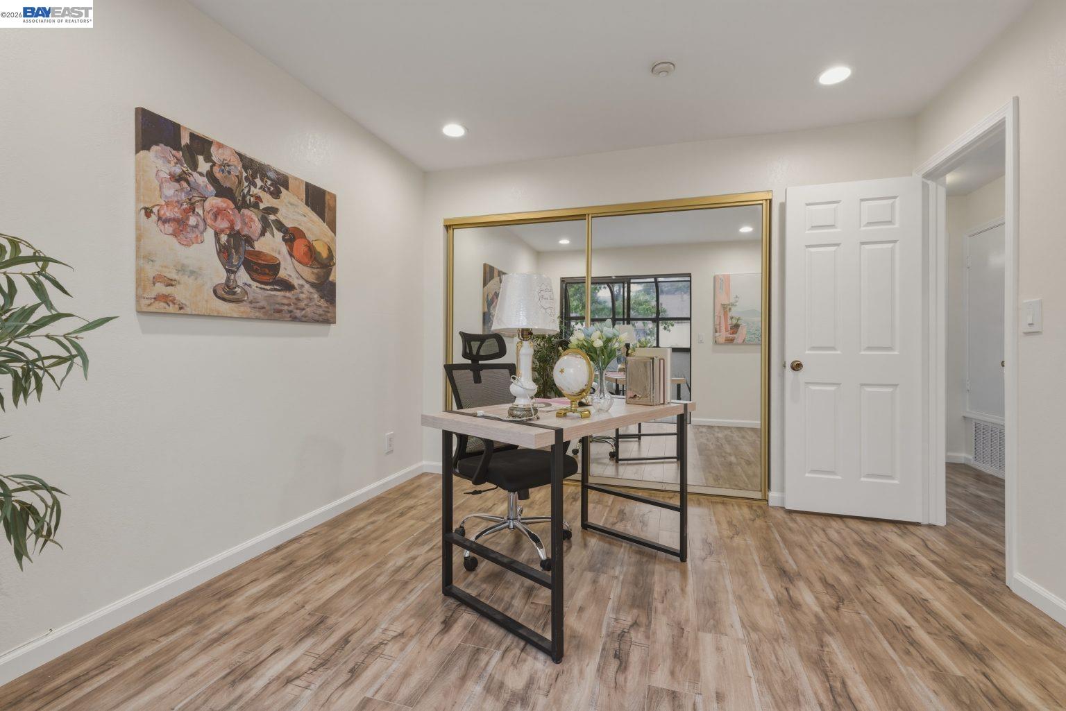 Detail Gallery Image 19 of 43 For 5358 Port Sailwood Dr, Newark,  CA 94560 - 3 Beds | 2/1 Baths