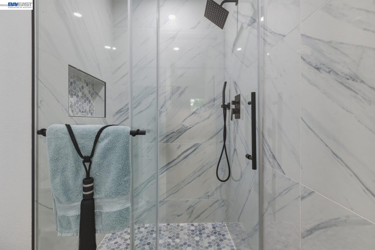 Detail Gallery Image 31 of 43 For 5358 Port Sailwood Dr, Newark,  CA 94560 - 3 Beds | 2/1 Baths