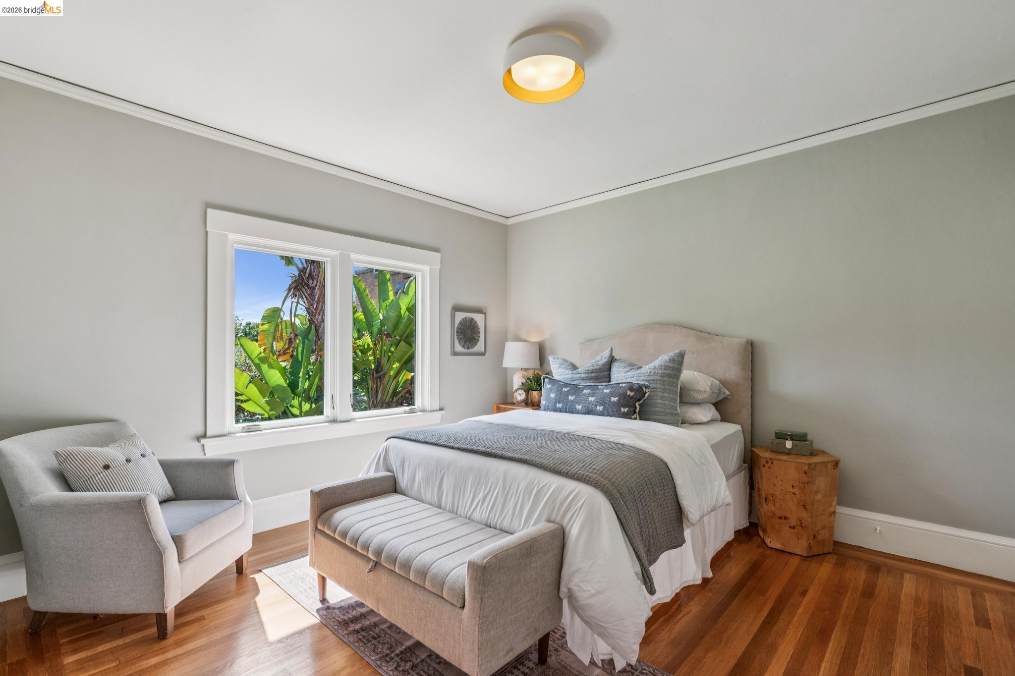 Detail Gallery Image 17 of 49 For 5108 Coronado Ave, Oakland,  CA 94618 - 4 Beds | 2 Baths