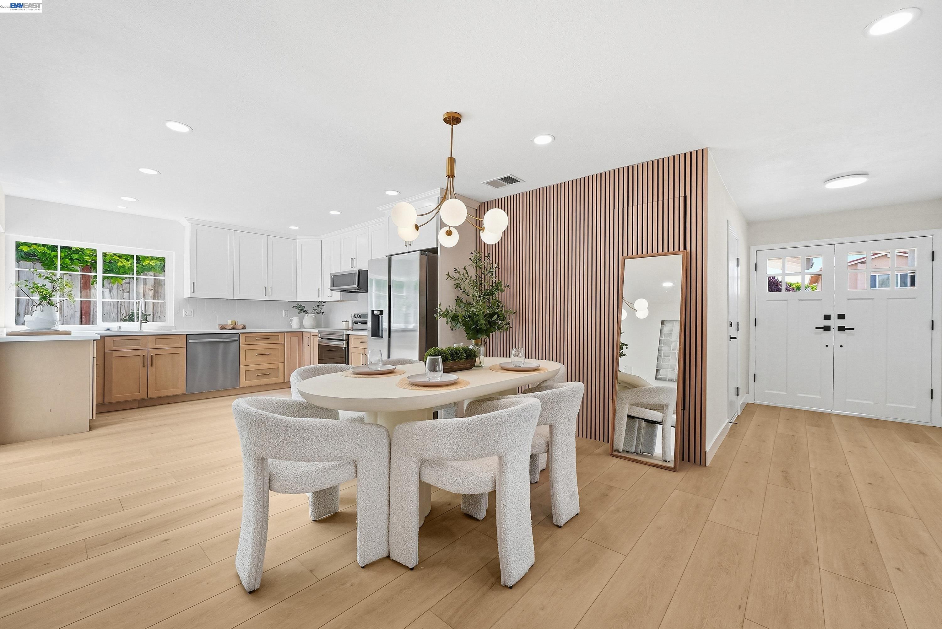 Detail Gallery Image 11 of 44 For 32419 Woodland Dr, Union City,  CA 94587 - 4 Beds | 2 Baths