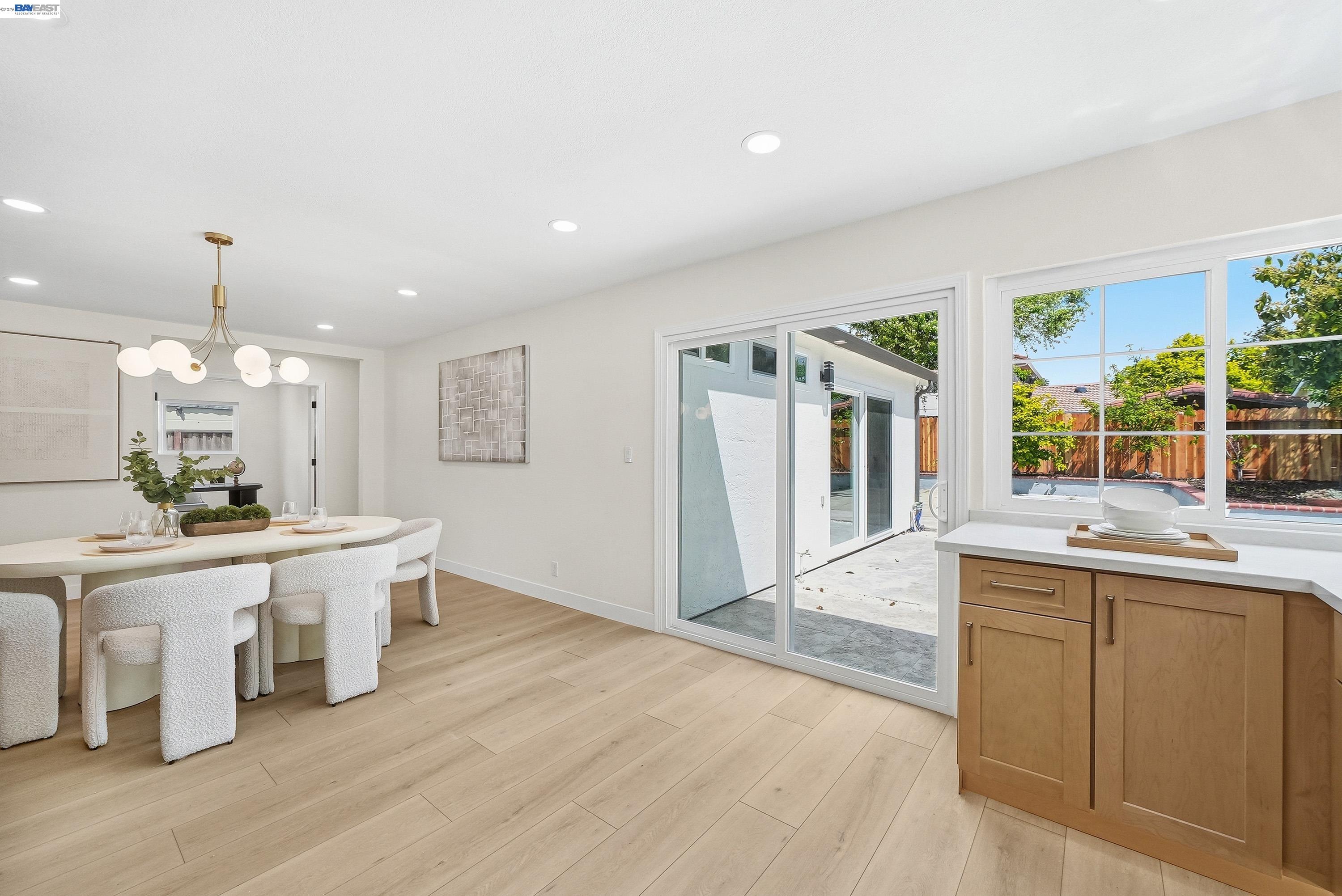 Detail Gallery Image 16 of 44 For 32419 Woodland Dr, Union City,  CA 94587 - 4 Beds | 2 Baths