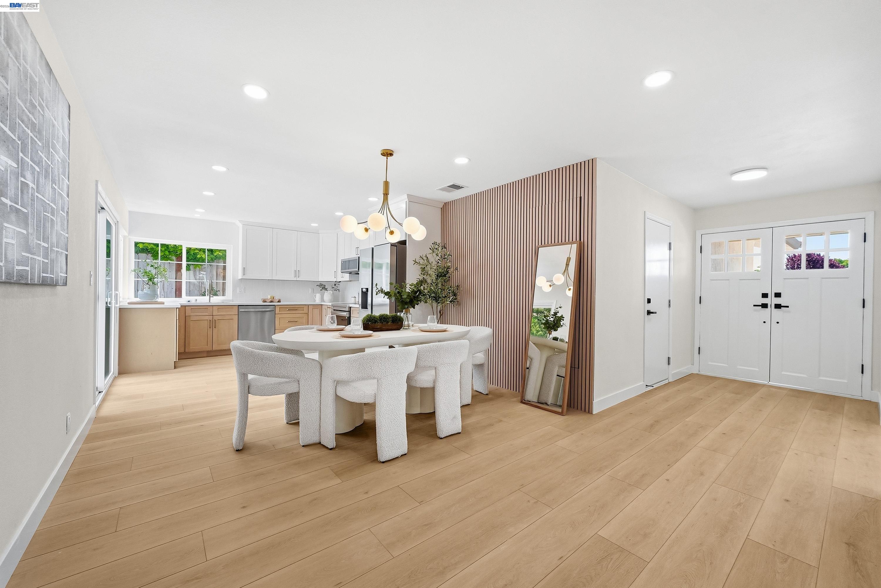 Detail Gallery Image 10 of 44 For 32419 Woodland Dr, Union City,  CA 94587 - 4 Beds | 2 Baths