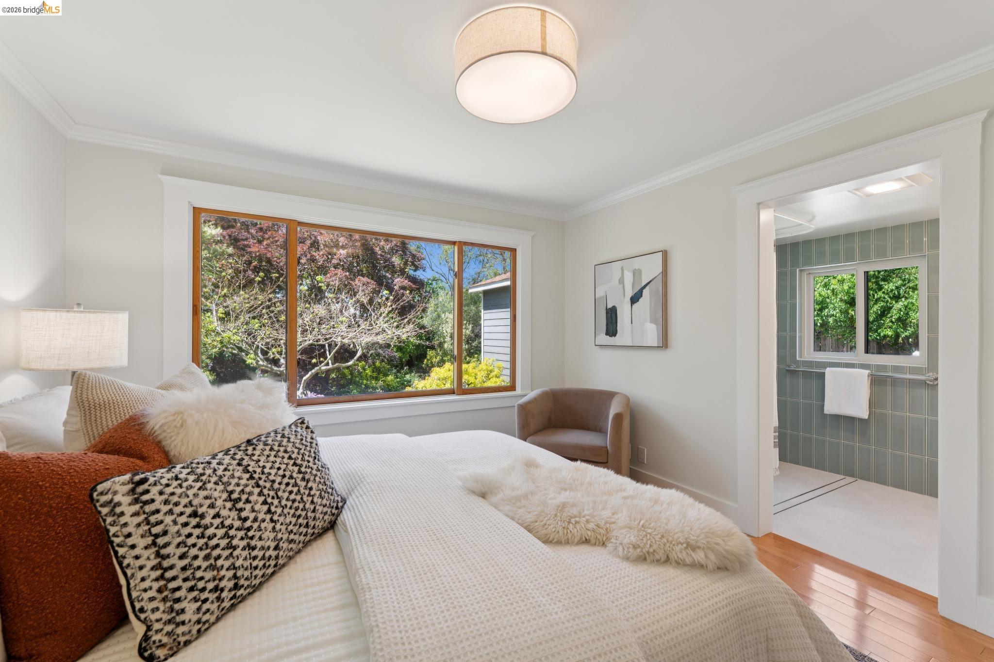 Detail Gallery Image 26 of 63 For 1356 Acton Street, Berkeley,  CA 94706-2502 - 4 Beds | 3 Baths