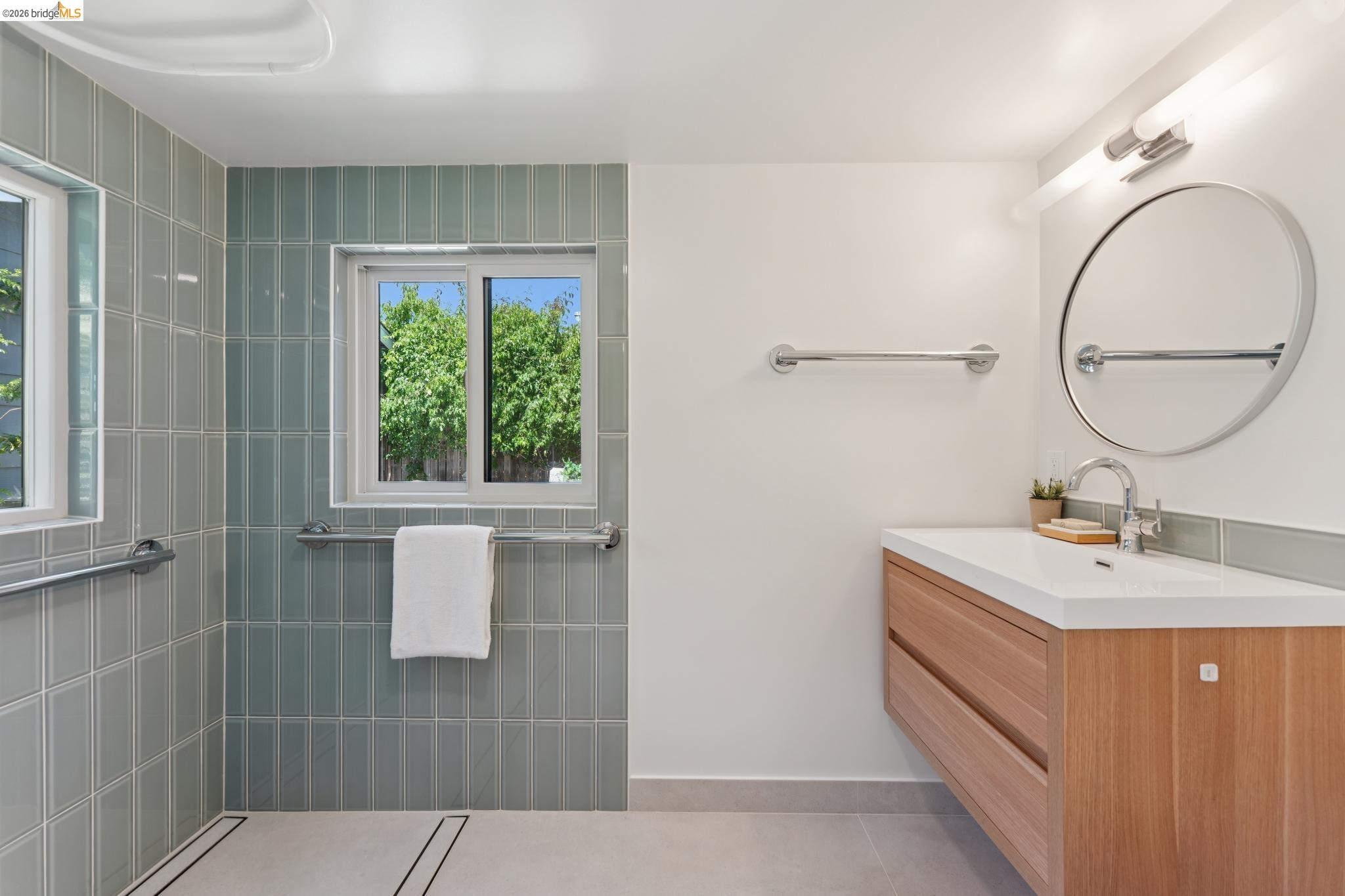 Detail Gallery Image 28 of 63 For 1356 Acton Street, Berkeley,  CA 94706-2502 - 4 Beds | 3 Baths