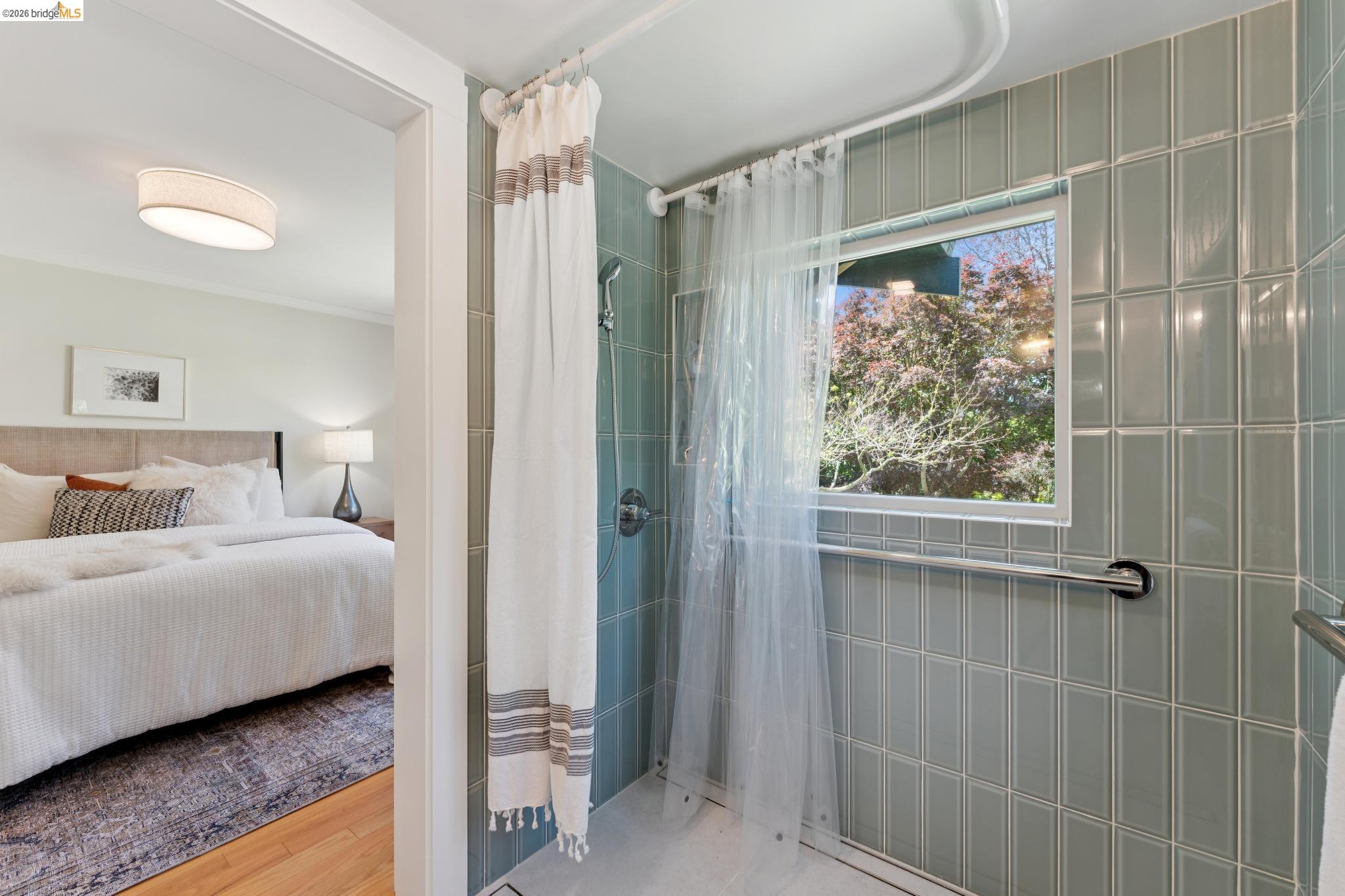 Detail Gallery Image 29 of 63 For 1356 Acton Street, Berkeley,  CA 94706-2502 - 4 Beds | 3 Baths