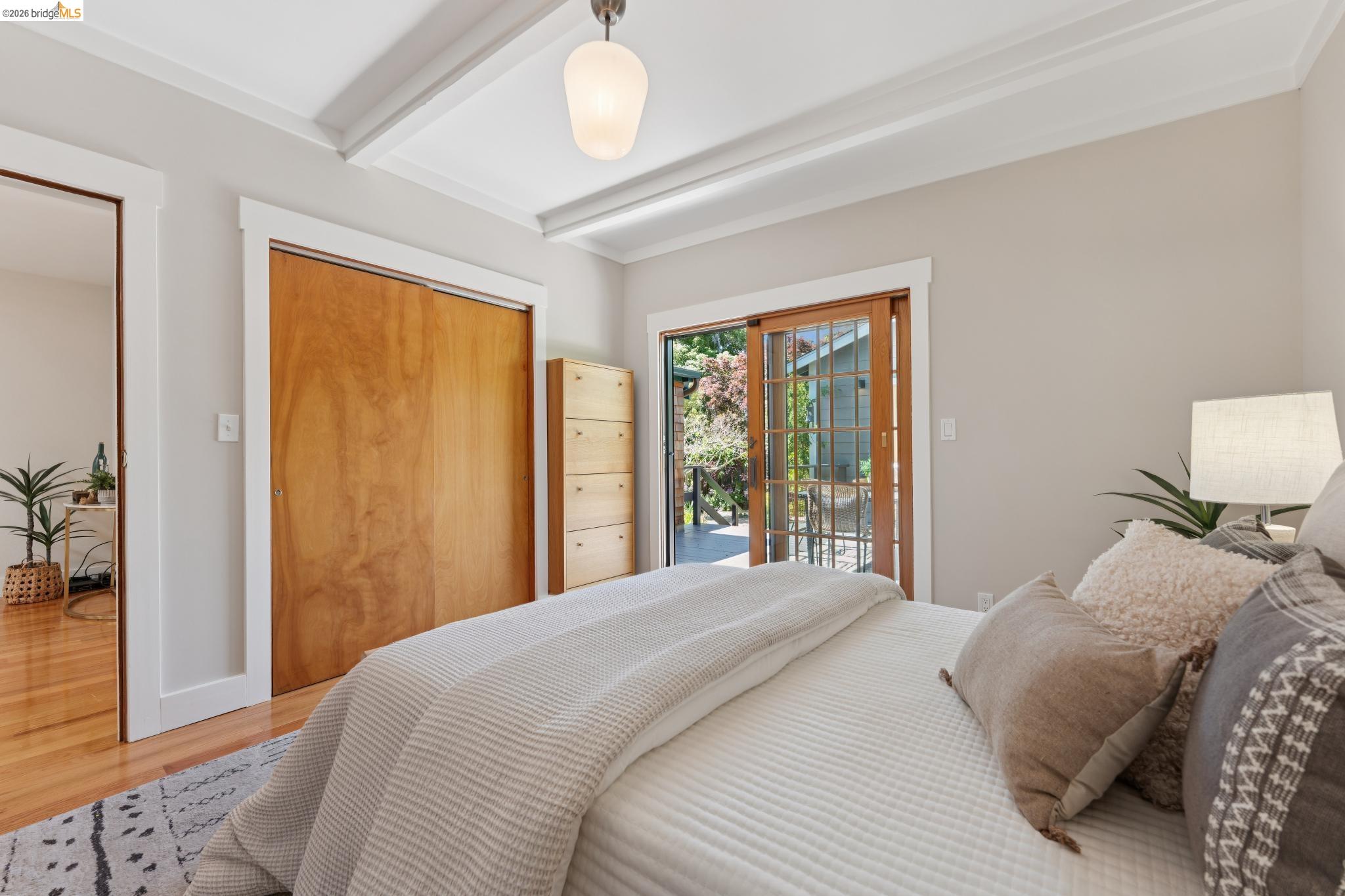 Detail Gallery Image 31 of 63 For 1356 Acton Street, Berkeley,  CA 94706-2502 - 4 Beds | 3 Baths