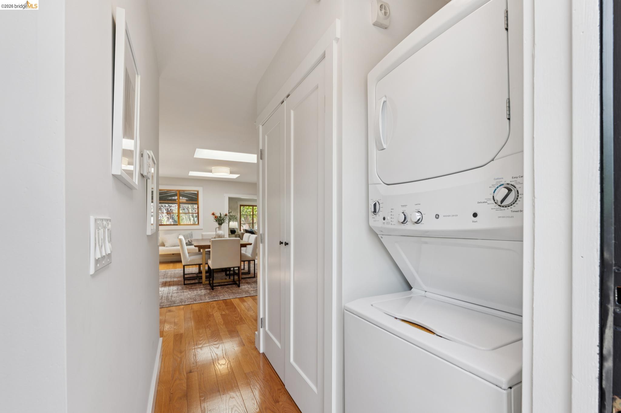 Detail Gallery Image 32 of 63 For 1356 Acton Street, Berkeley,  CA 94706-2502 - 4 Beds | 3 Baths