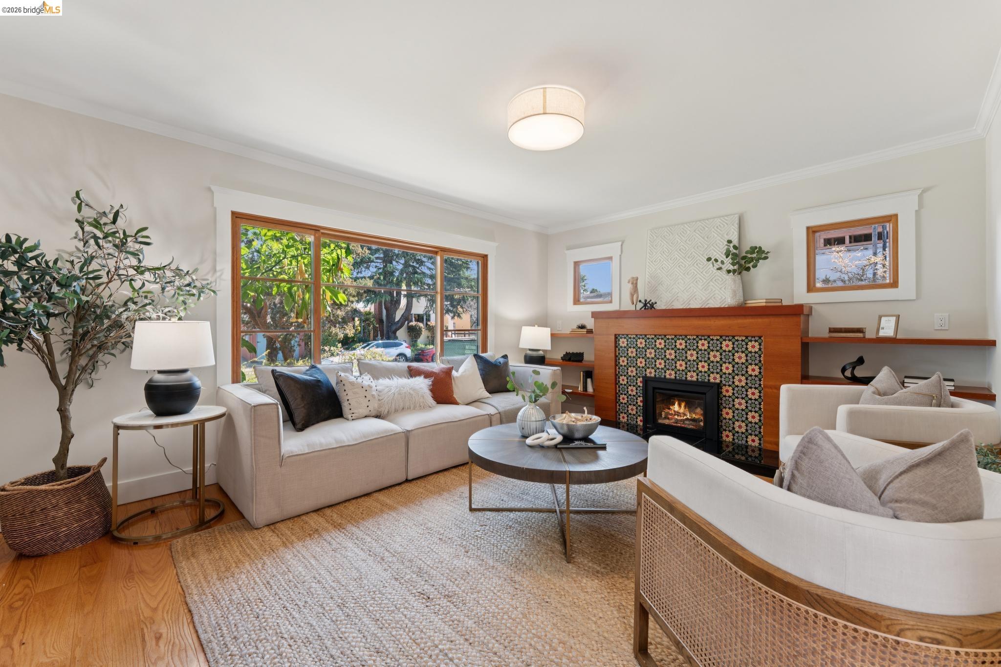 Detail Gallery Image 6 of 63 For 1356 Acton Street, Berkeley,  CA 94706-2502 - 4 Beds | 3 Baths