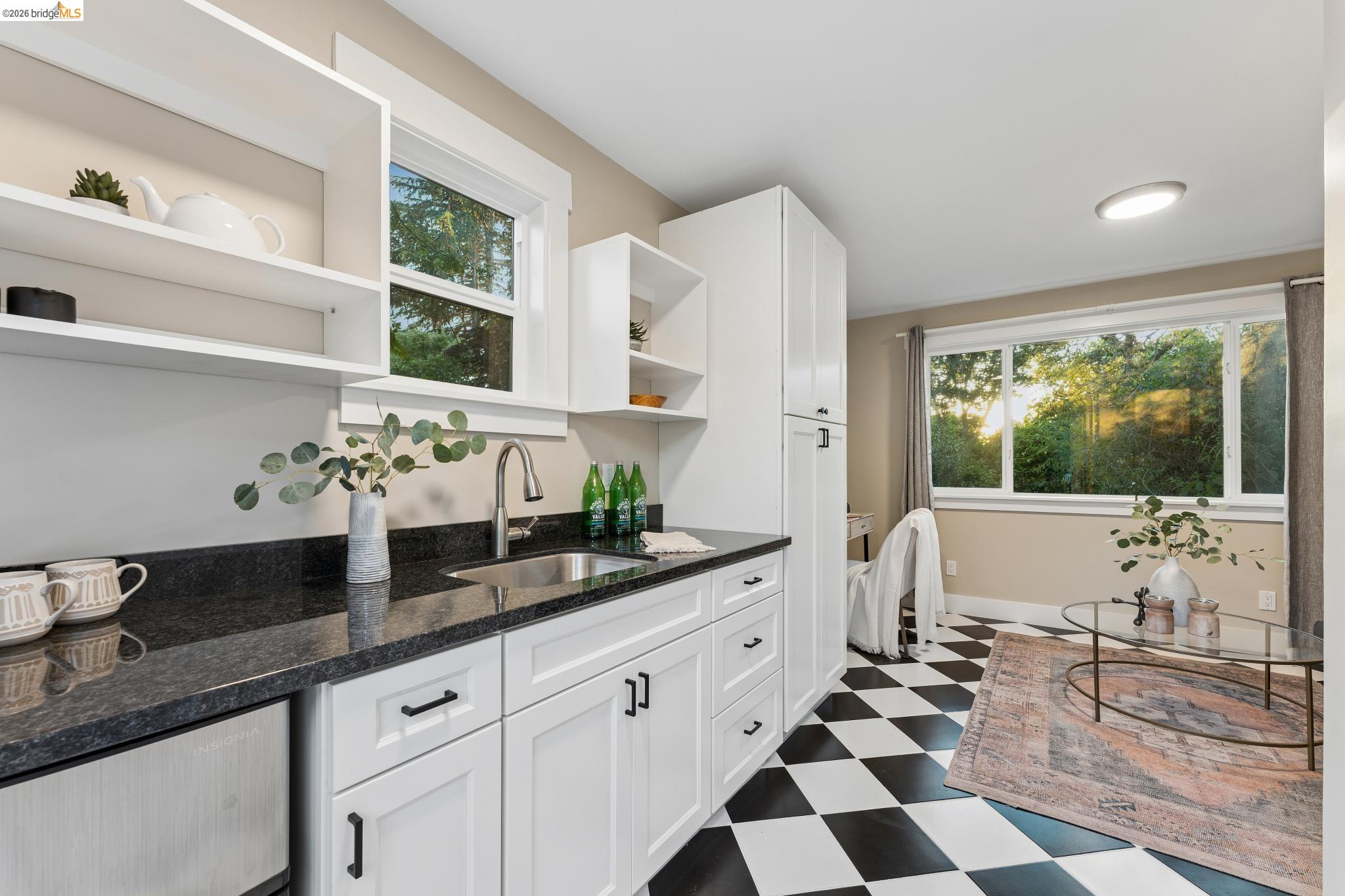 Detail Gallery Image 52 of 63 For 1356 Acton Street, Berkeley,  CA 94706-2502 - 4 Beds | 3 Baths