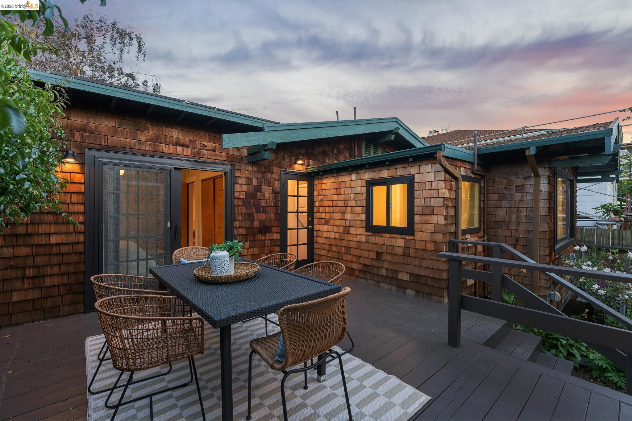 Detail Gallery Image 54 of 63 For 1356 Acton Street, Berkeley,  CA 94706-2502 - 4 Beds | 3 Baths