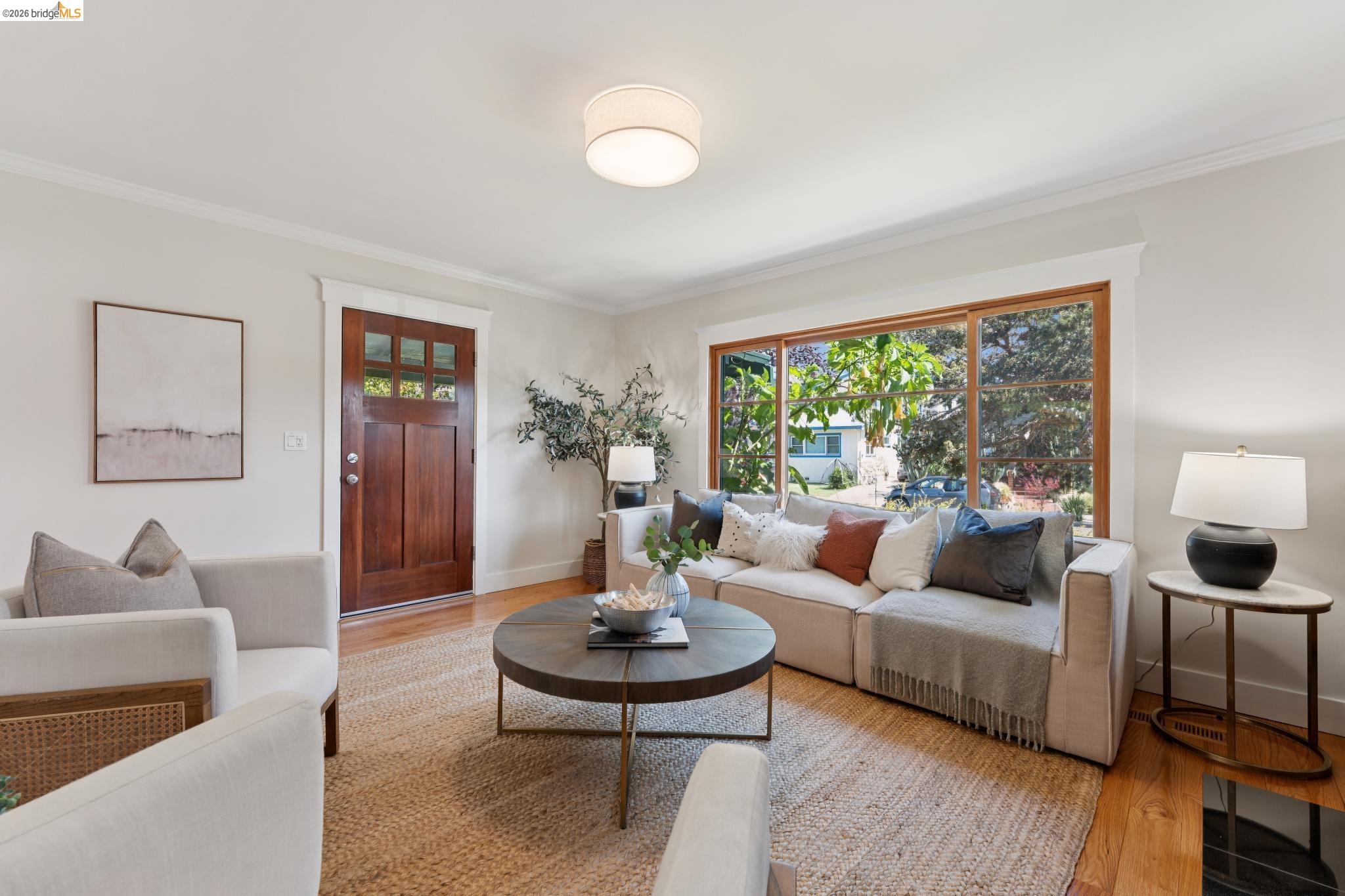 Detail Gallery Image 9 of 63 For 1356 Acton Street, Berkeley,  CA 94706-2502 - 4 Beds | 3 Baths