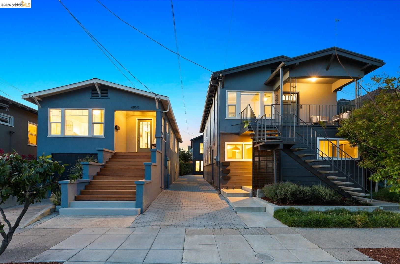 Detail Gallery Image 3 of 35 For 450 42nd St, Oakland,  CA 94609 - – Beds | – Baths