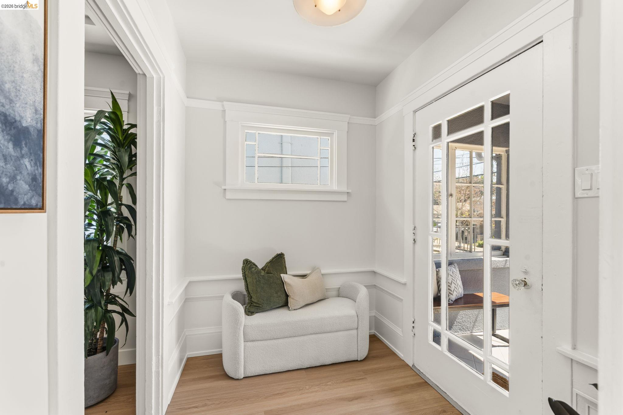 Detail Gallery Image 23 of 35 For 450 42nd St, Oakland,  CA 94609 - – Beds | – Baths