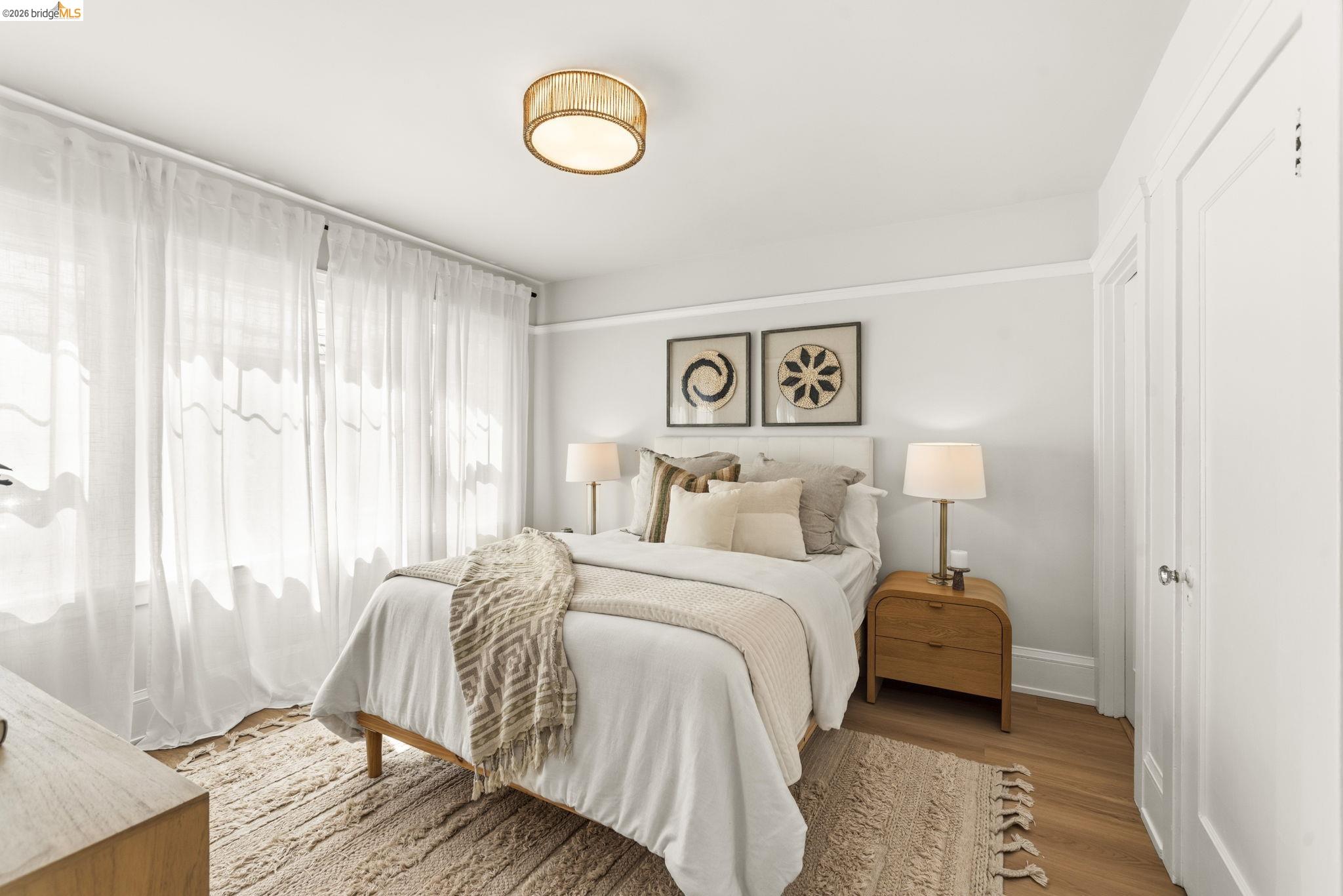 Detail Gallery Image 26 of 35 For 450 42nd St, Oakland,  CA 94609 - – Beds | – Baths