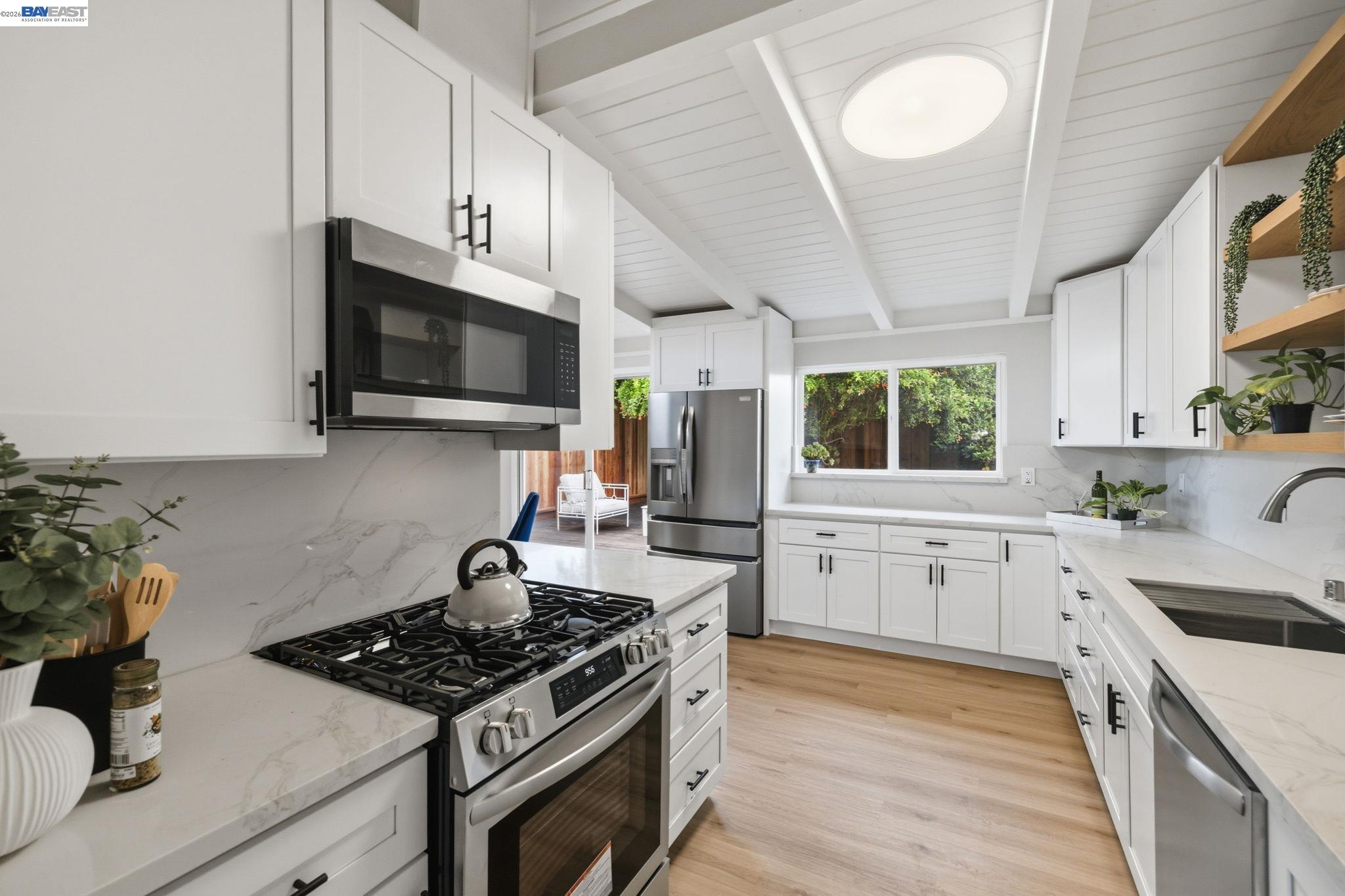 Detail Gallery Image 16 of 41 For 4475 Millard Ave, Fremont,  CA 94538 - 3 Beds | 2 Baths