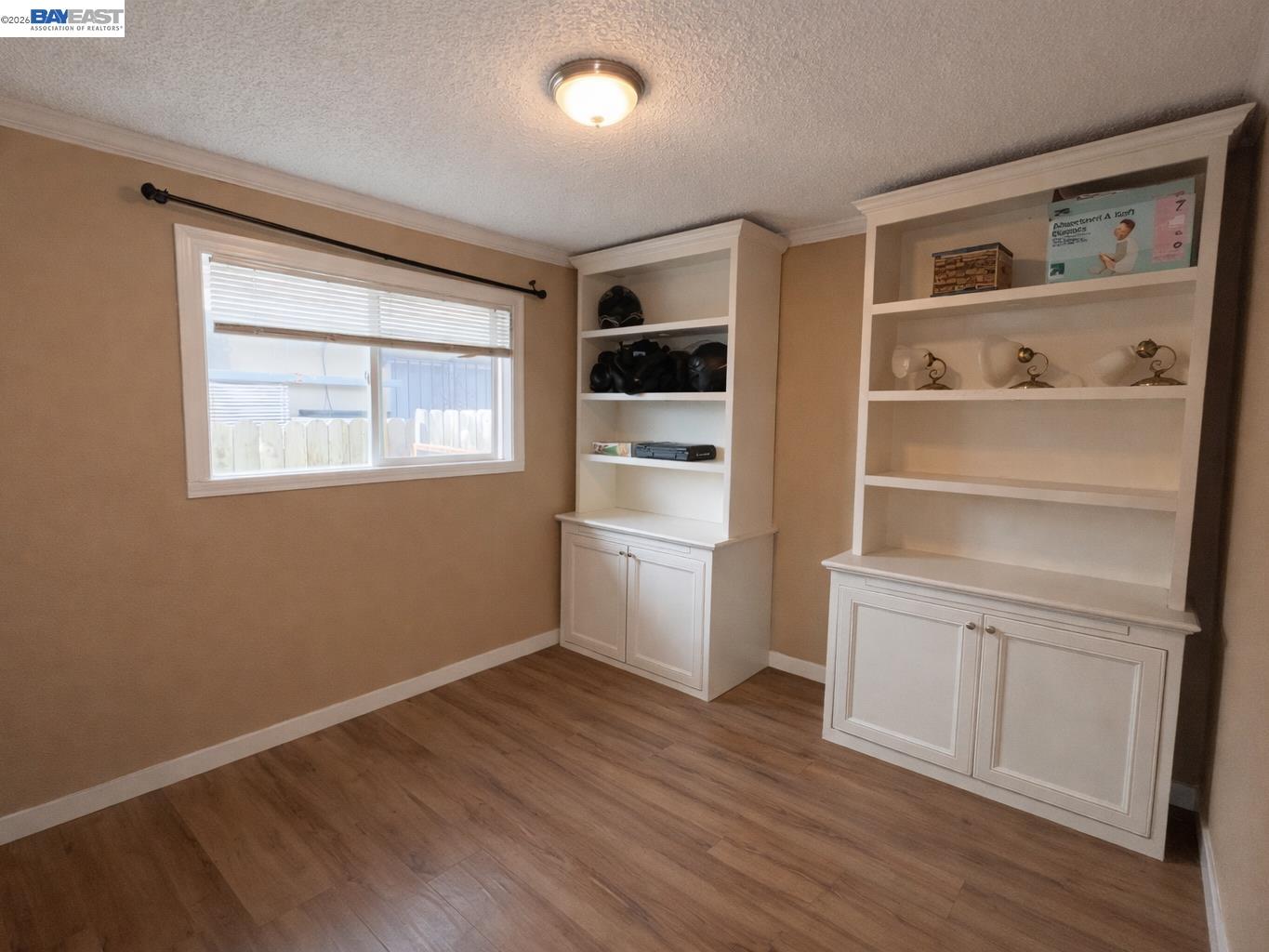 Detail Gallery Image 7 of 22 For 634 8th St, Richmond,  CA 94801 - 4 Beds | 2 Baths