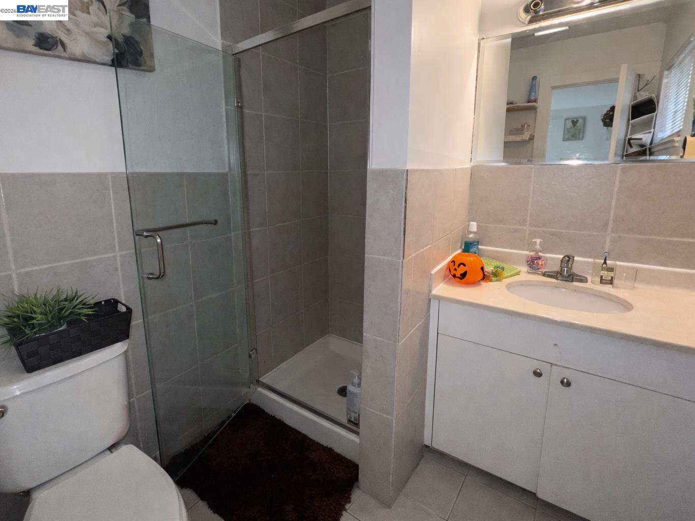 Detail Gallery Image 10 of 22 For 634 8th St, Richmond,  CA 94801 - 4 Beds | 2 Baths