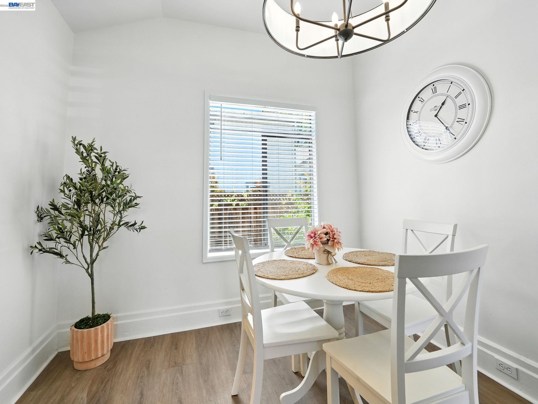 Detail Gallery Image 13 of 34 For 772 Mcleod St, Livermore,  CA 94550 - 2 Beds | 1 Baths