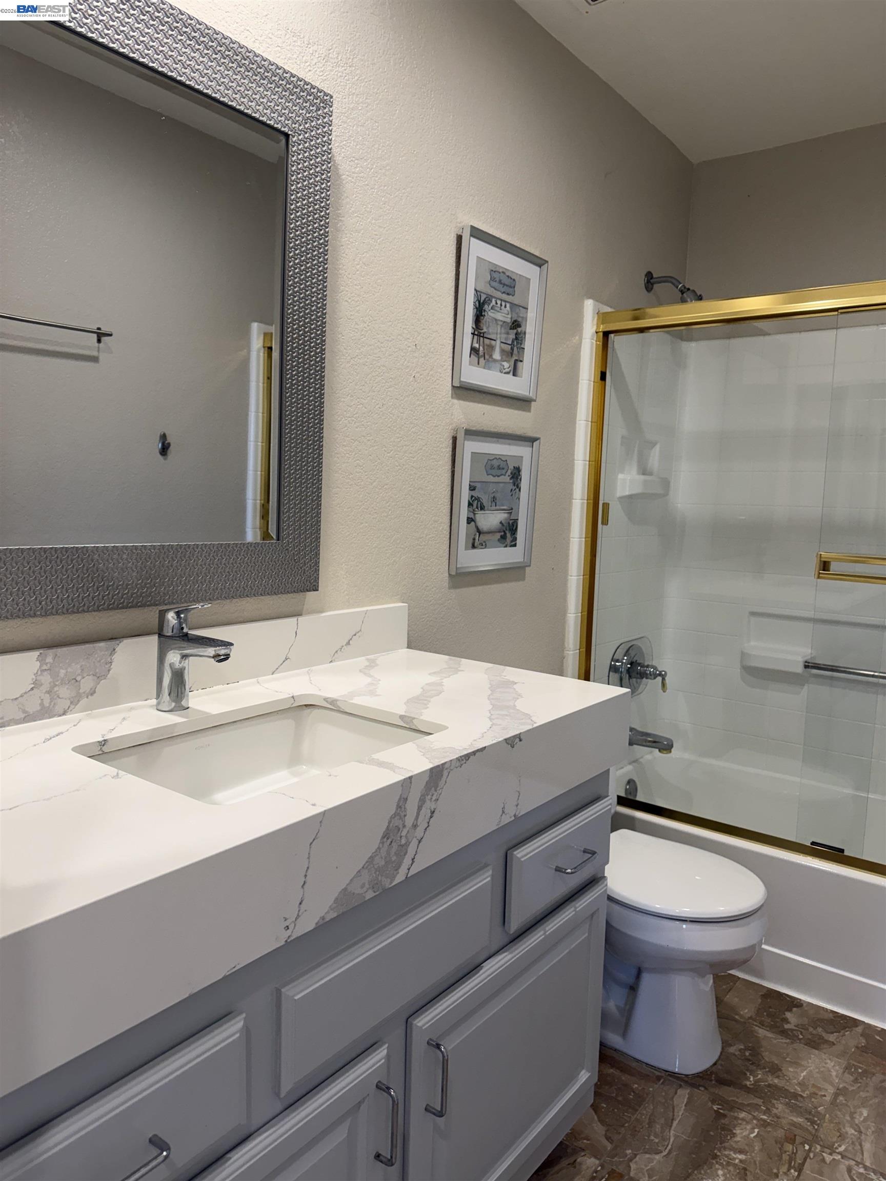 Detail Gallery Image 27 of 50 For 112 Camerota Way, Redwood City,  CA 94065 - 2 Beds | 2 Baths